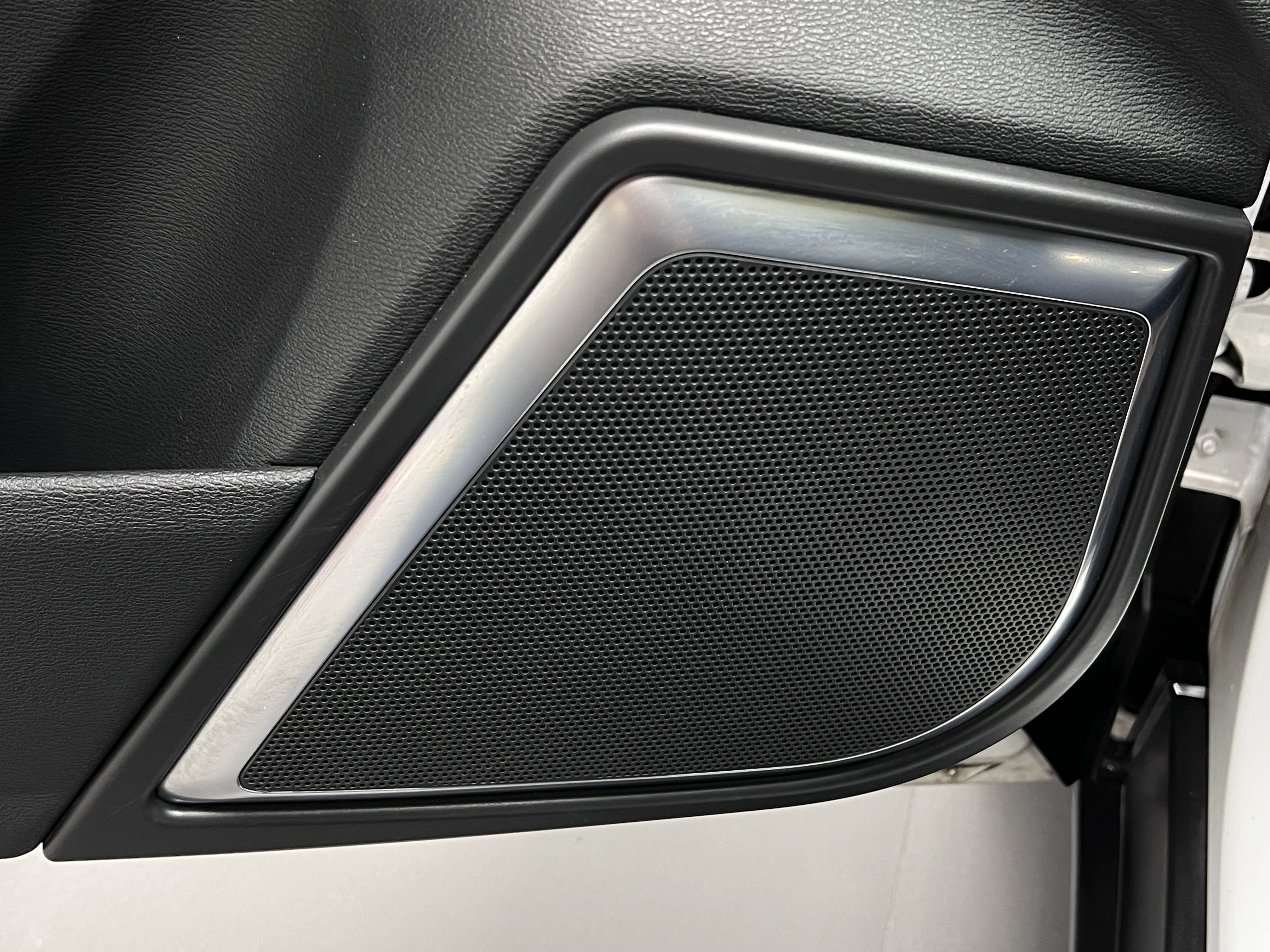 Haval H7 2017 car image #24