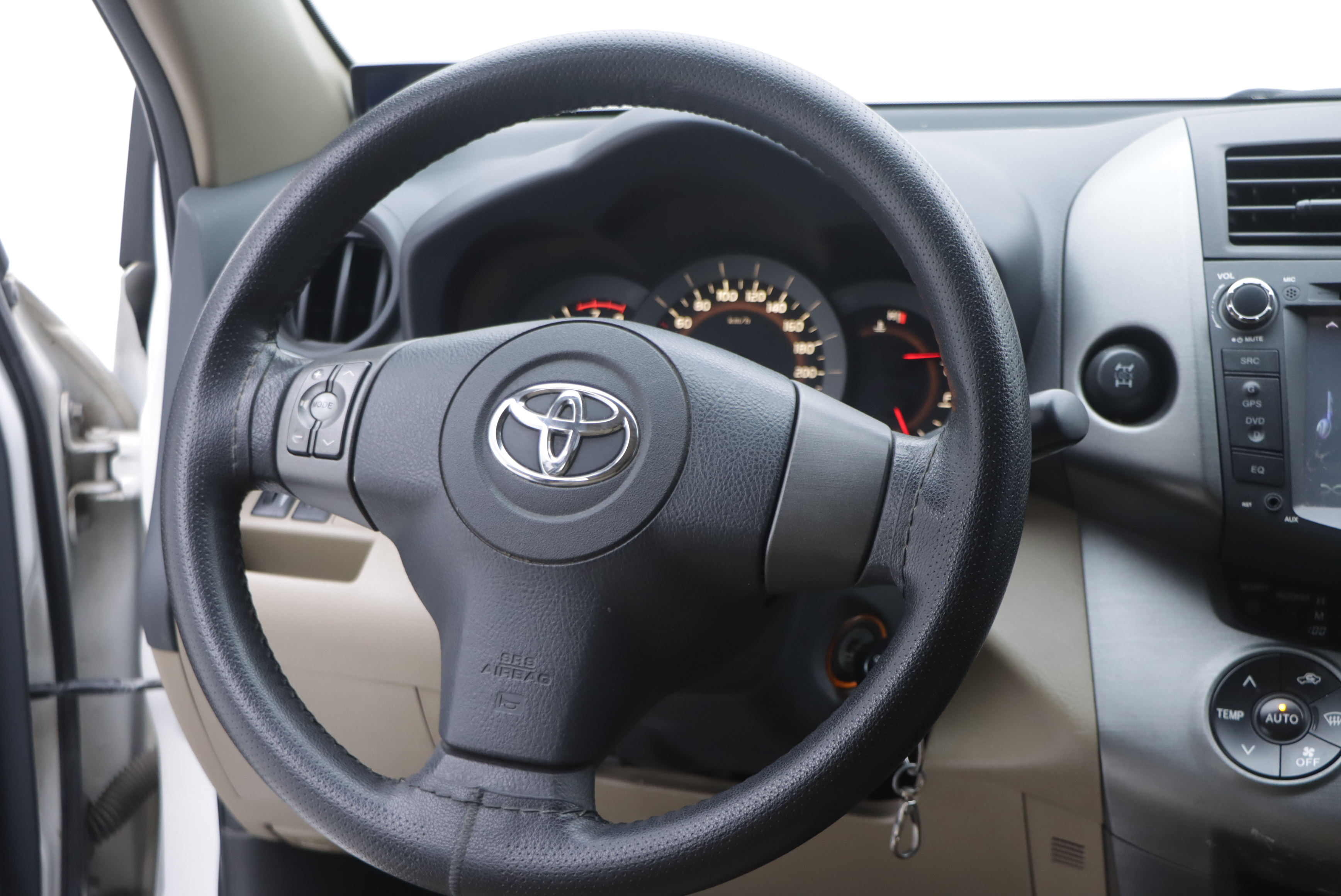 Toyota RAV4 2013 #24 Toyota RAV4 2013 car image #24