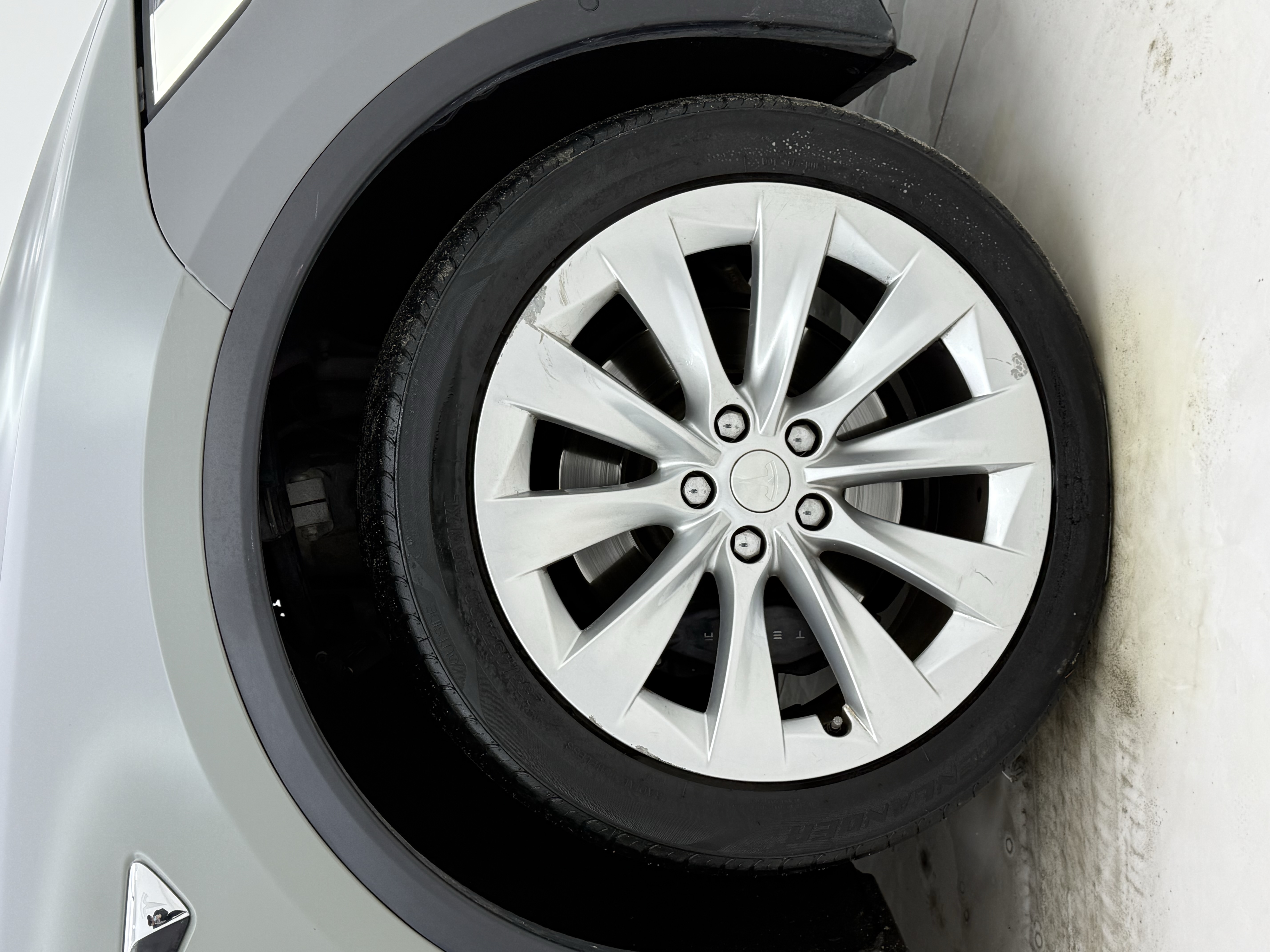 特斯拉 Model X 2019 汽车图片 #24