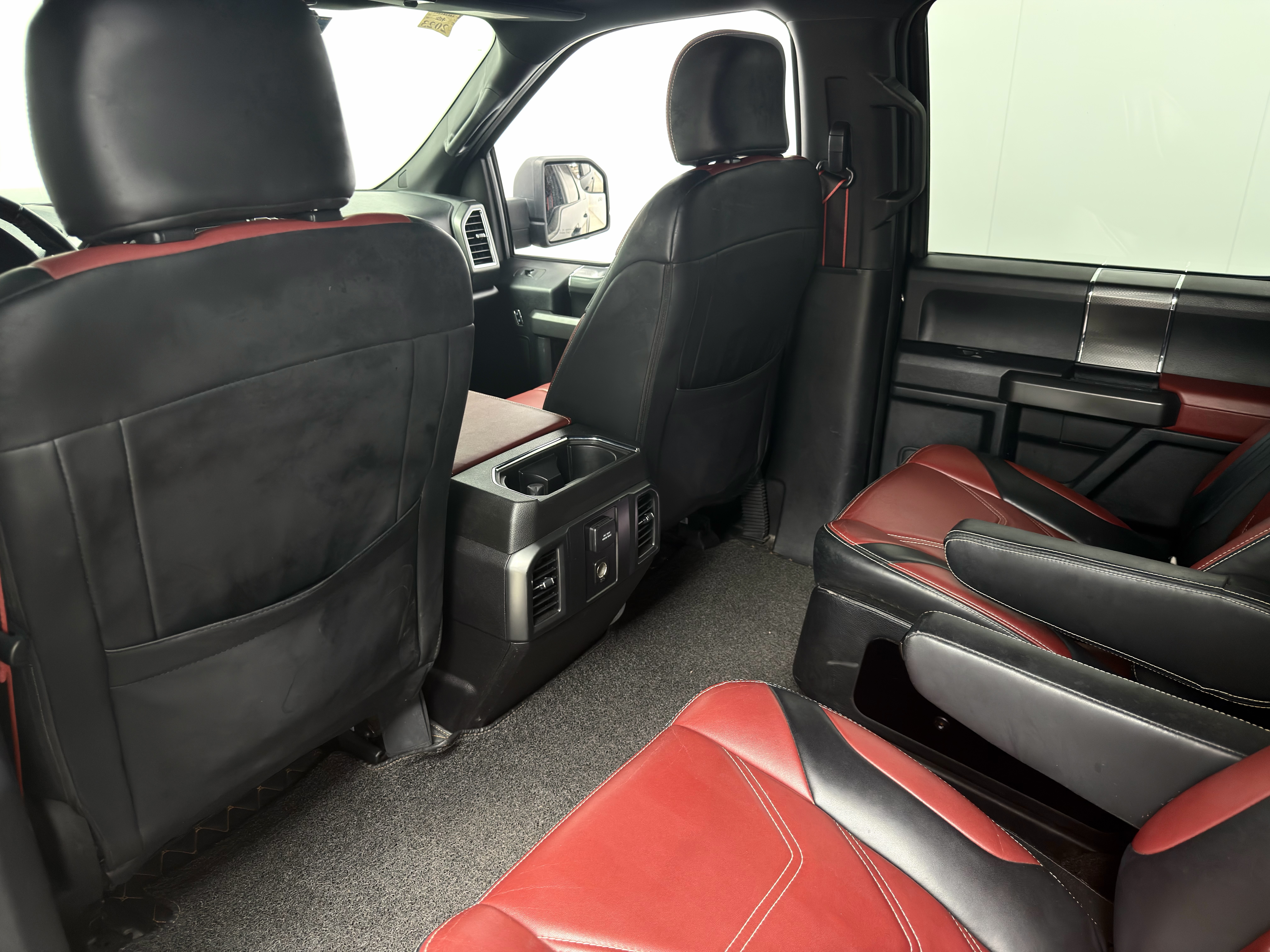 Ford F-150 Raptor 2017 car image #24