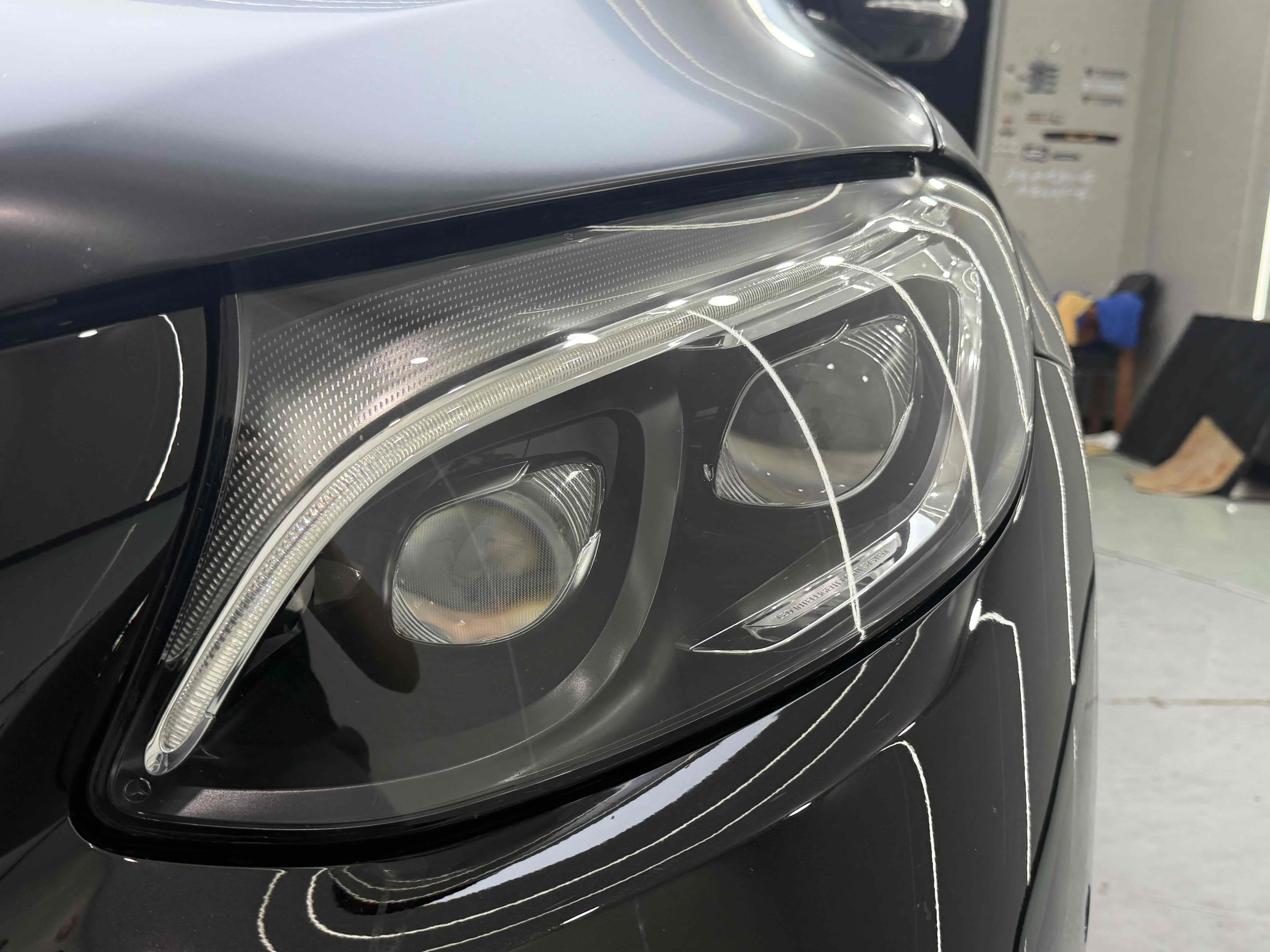 Mercedes-Benz GLC Coupe AMG 2018 صورة سيارة #24