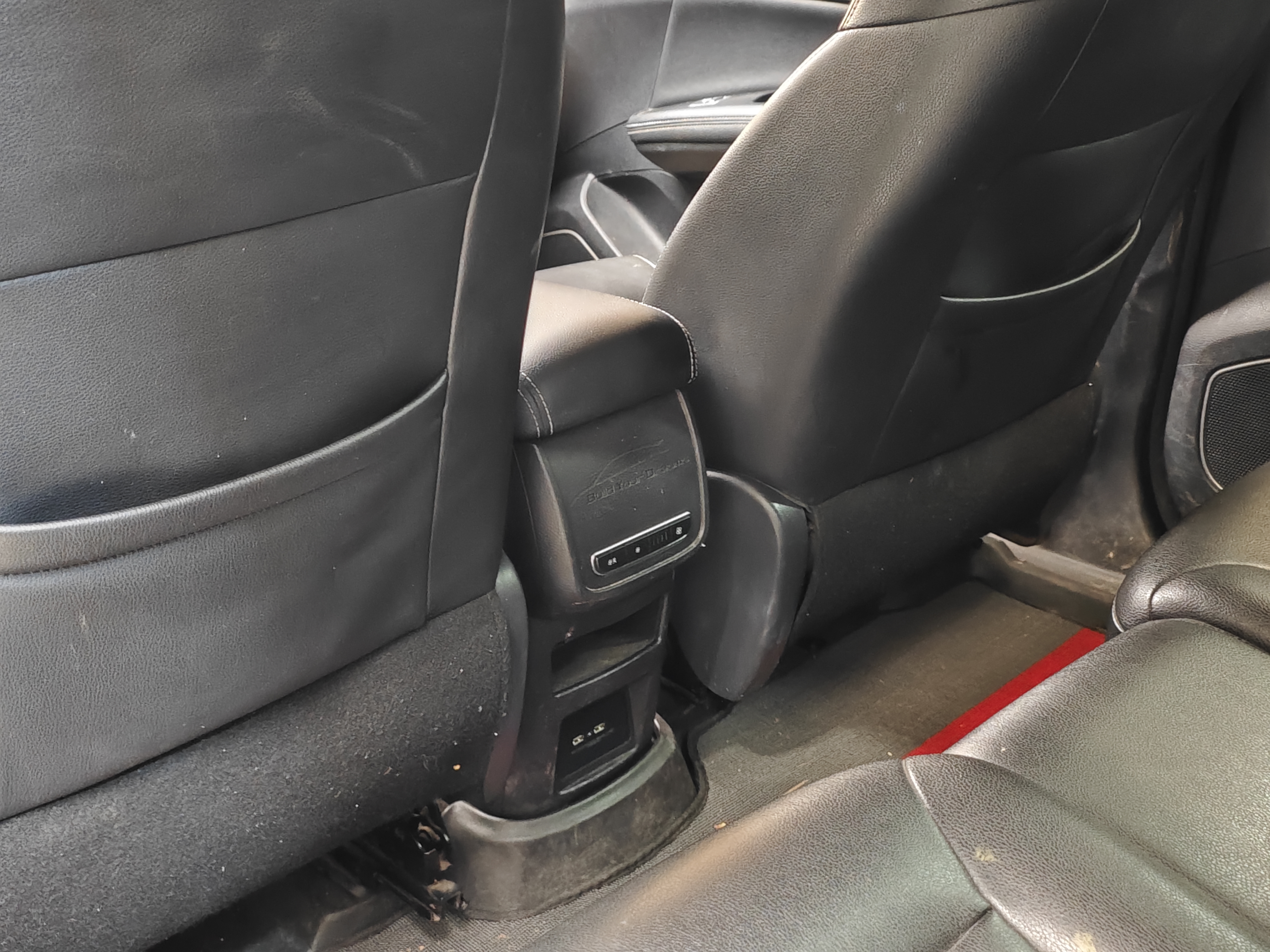 BYD Song MAX 2018 #24 BYD Song MAX 2018 car image #24