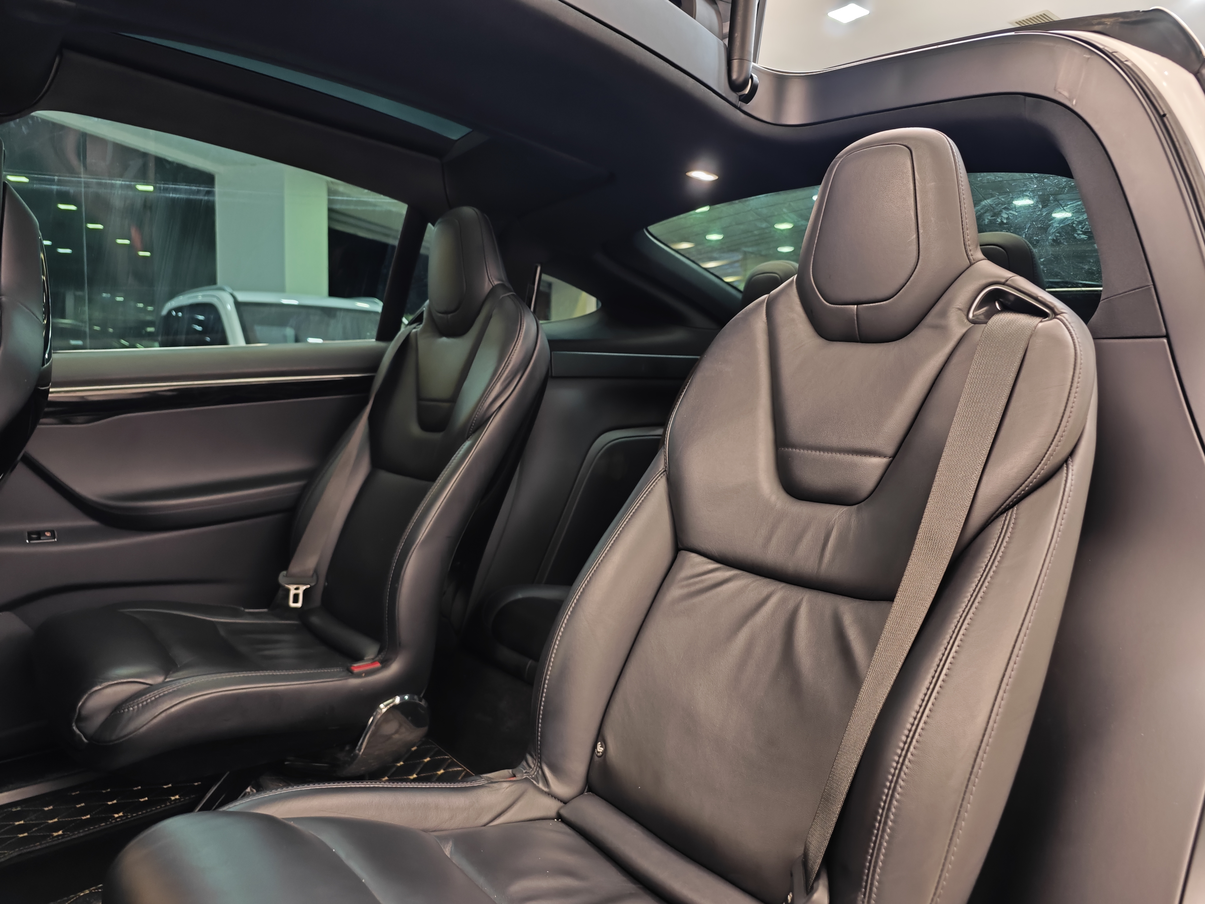 特斯拉 Model X 2017 汽车图片 #24