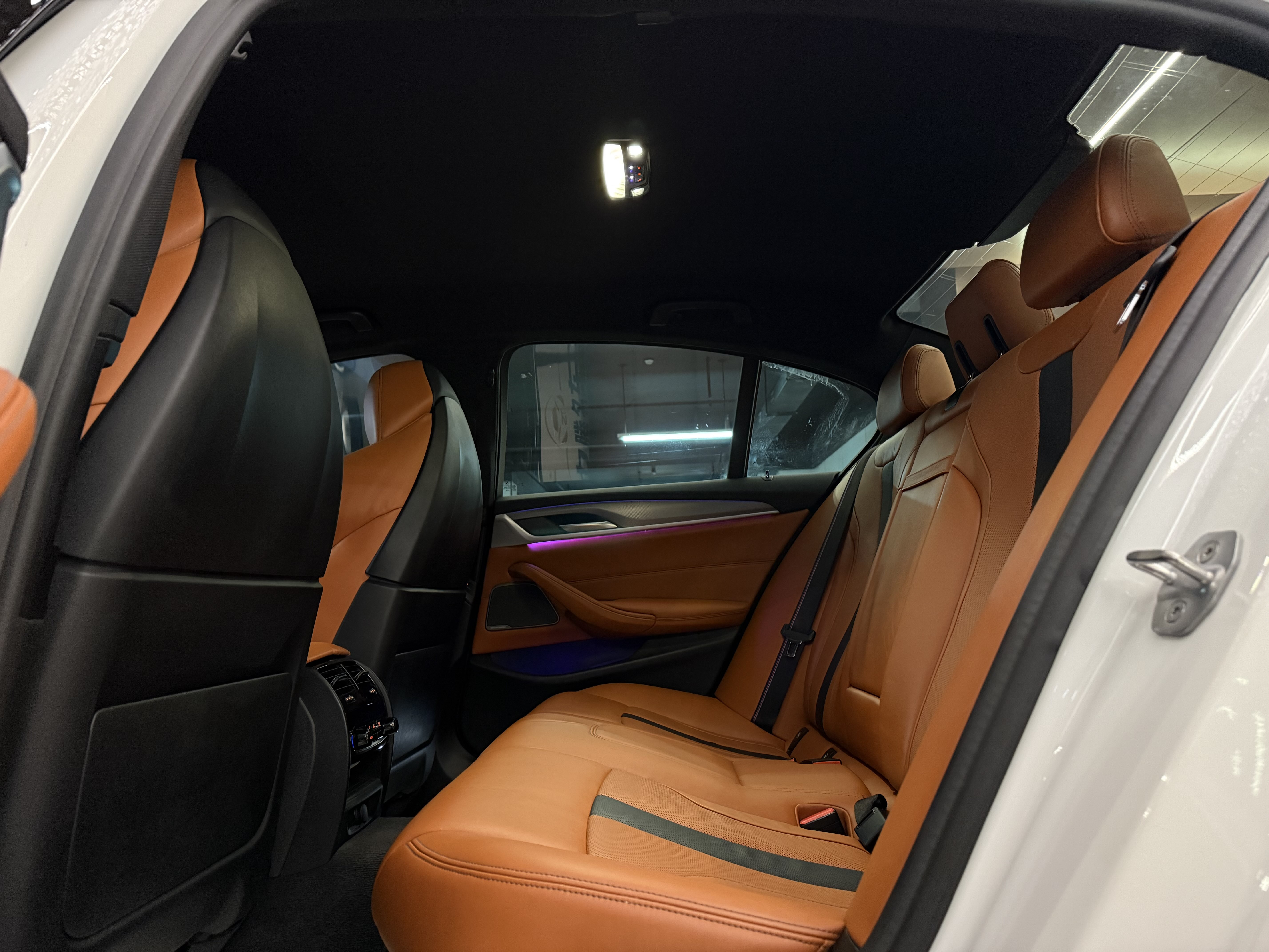 BMW M5 2019 صورة سيارة #24