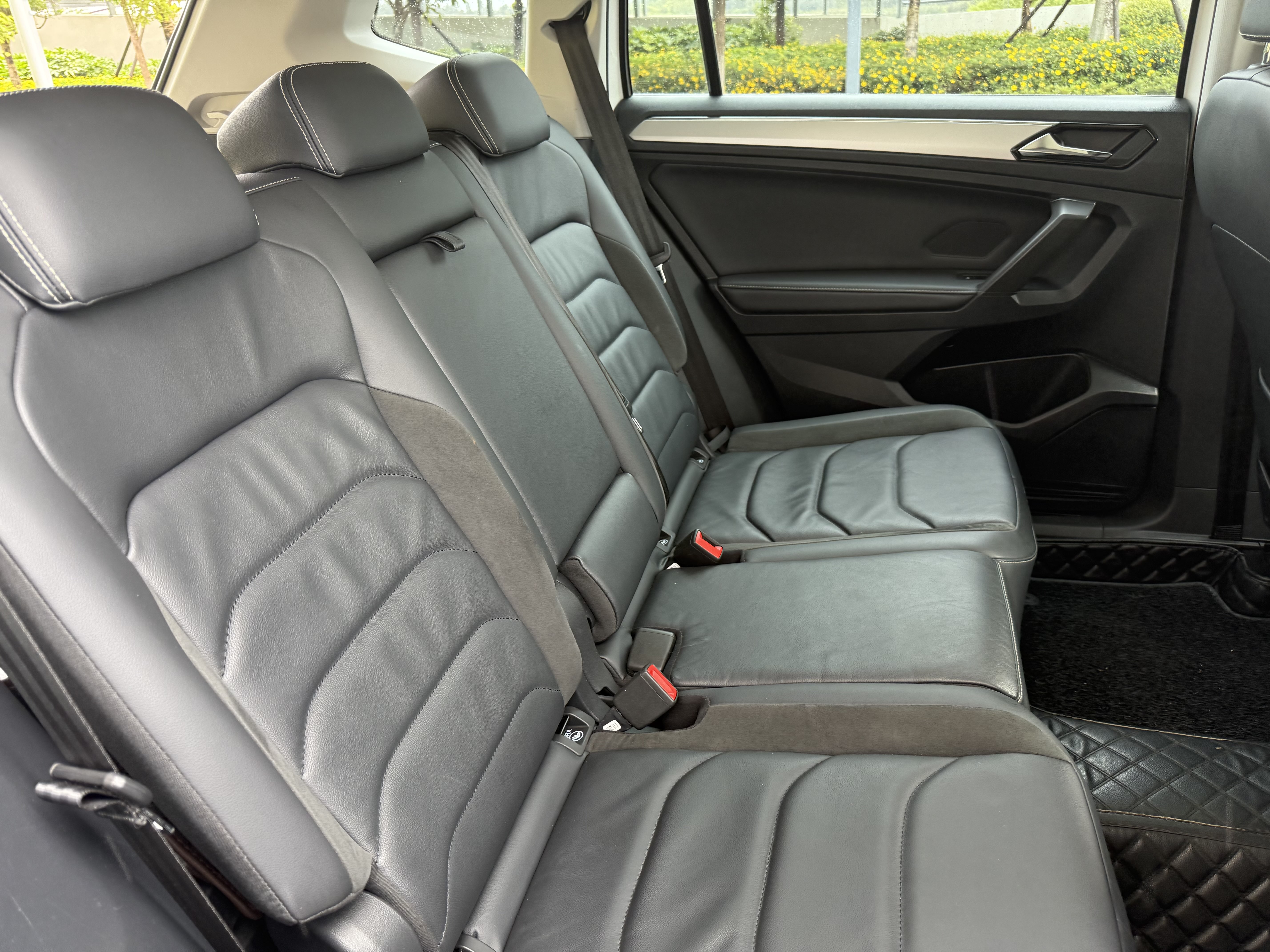 Volkswagen Tiguan L 2019 #24 Volkswagen Tiguan L 2019 car image #24