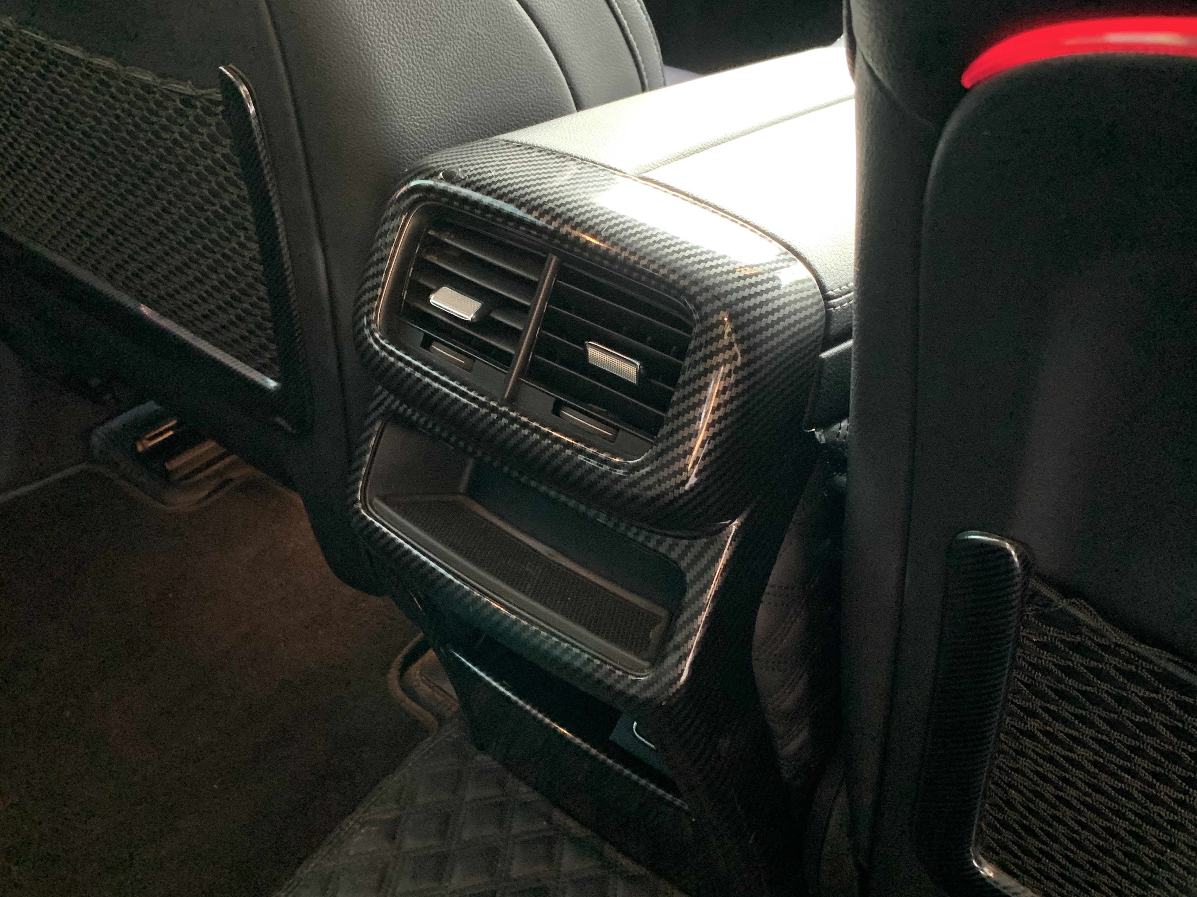 Mercedes-Benz GLE Class 2020 car image #24