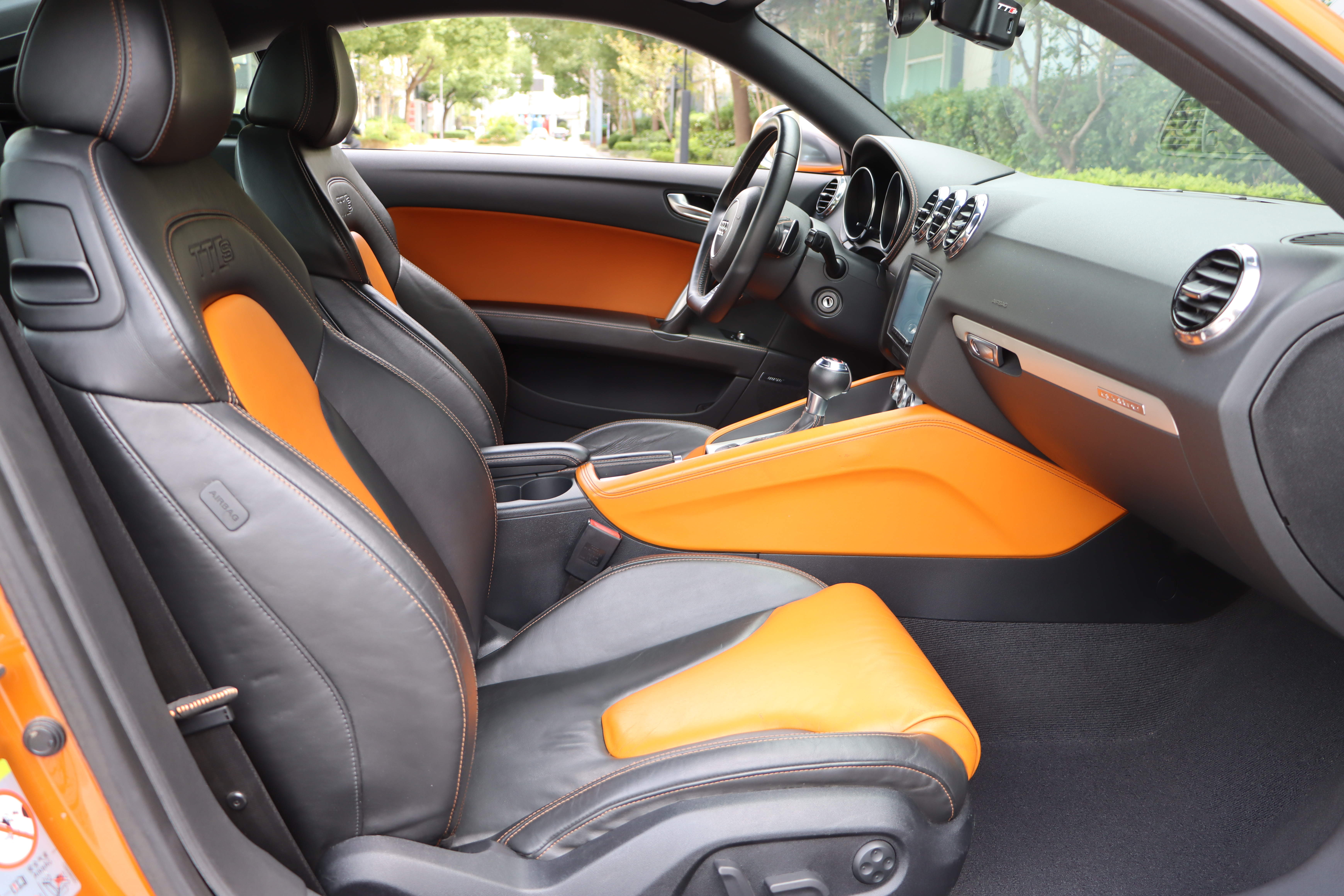 Audi TTS 2013 car image #24