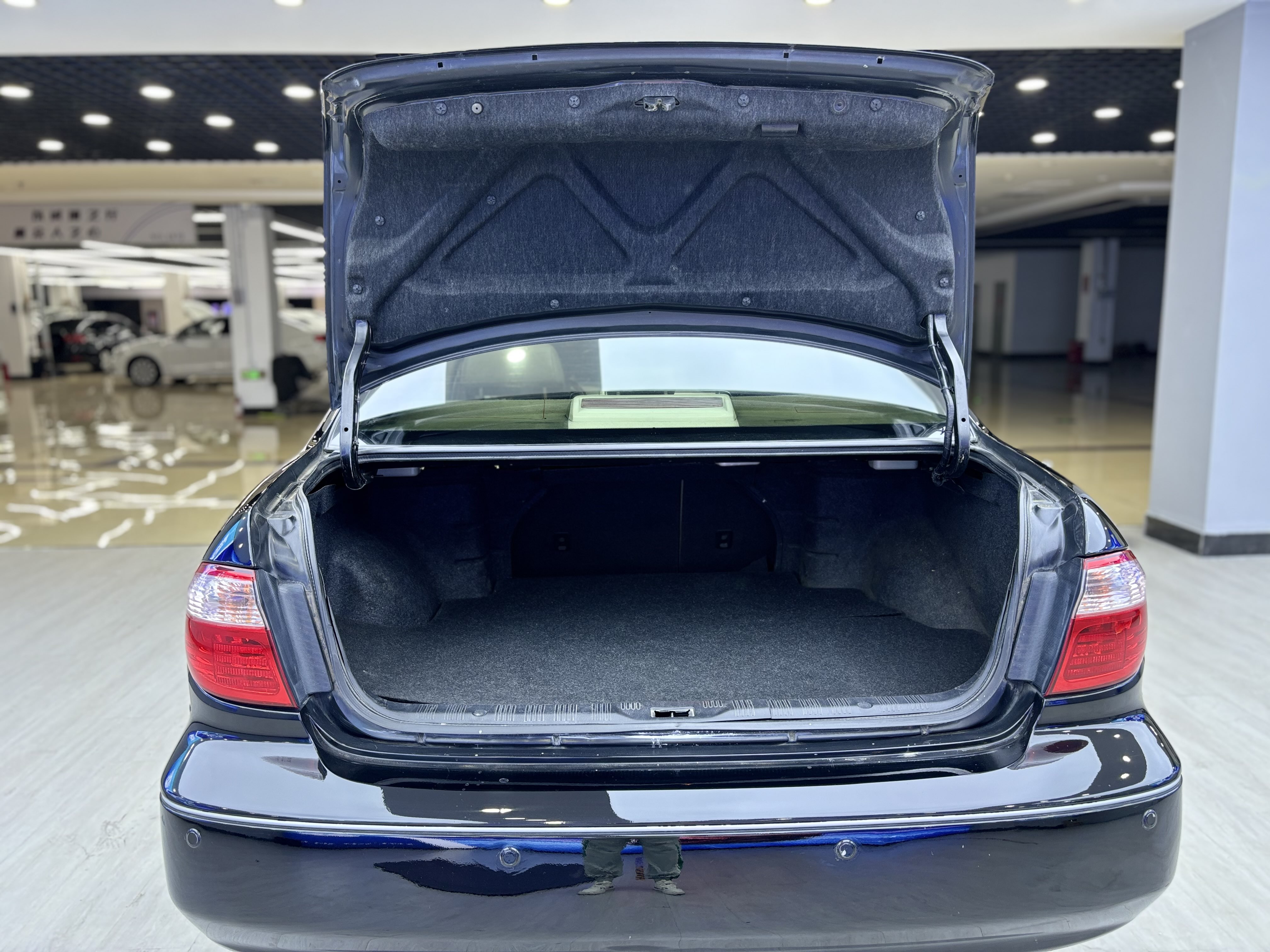 Nissan Cefiro 2004 immagine di auto #24