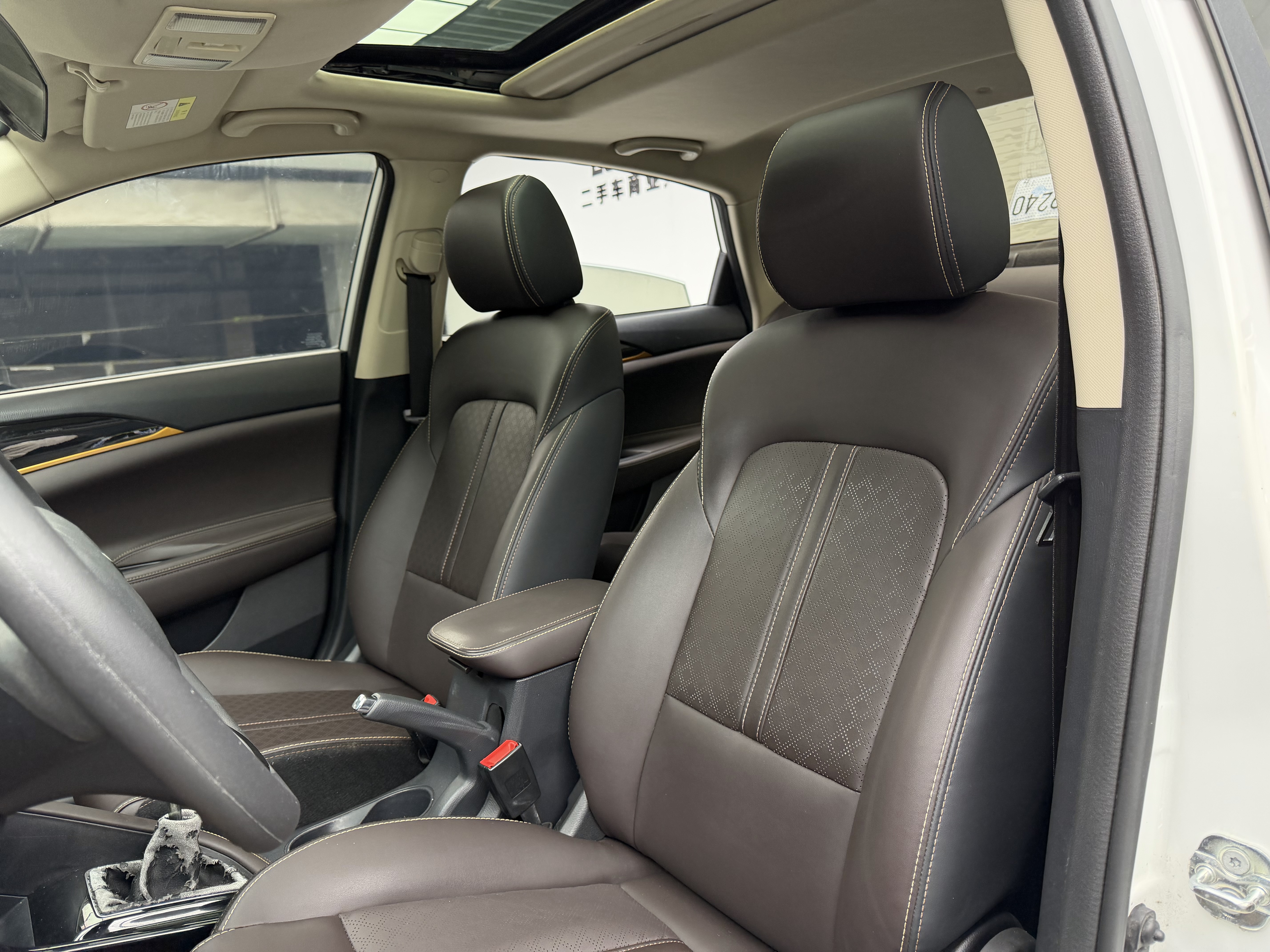 Changan Eado DT 2020 car image #24