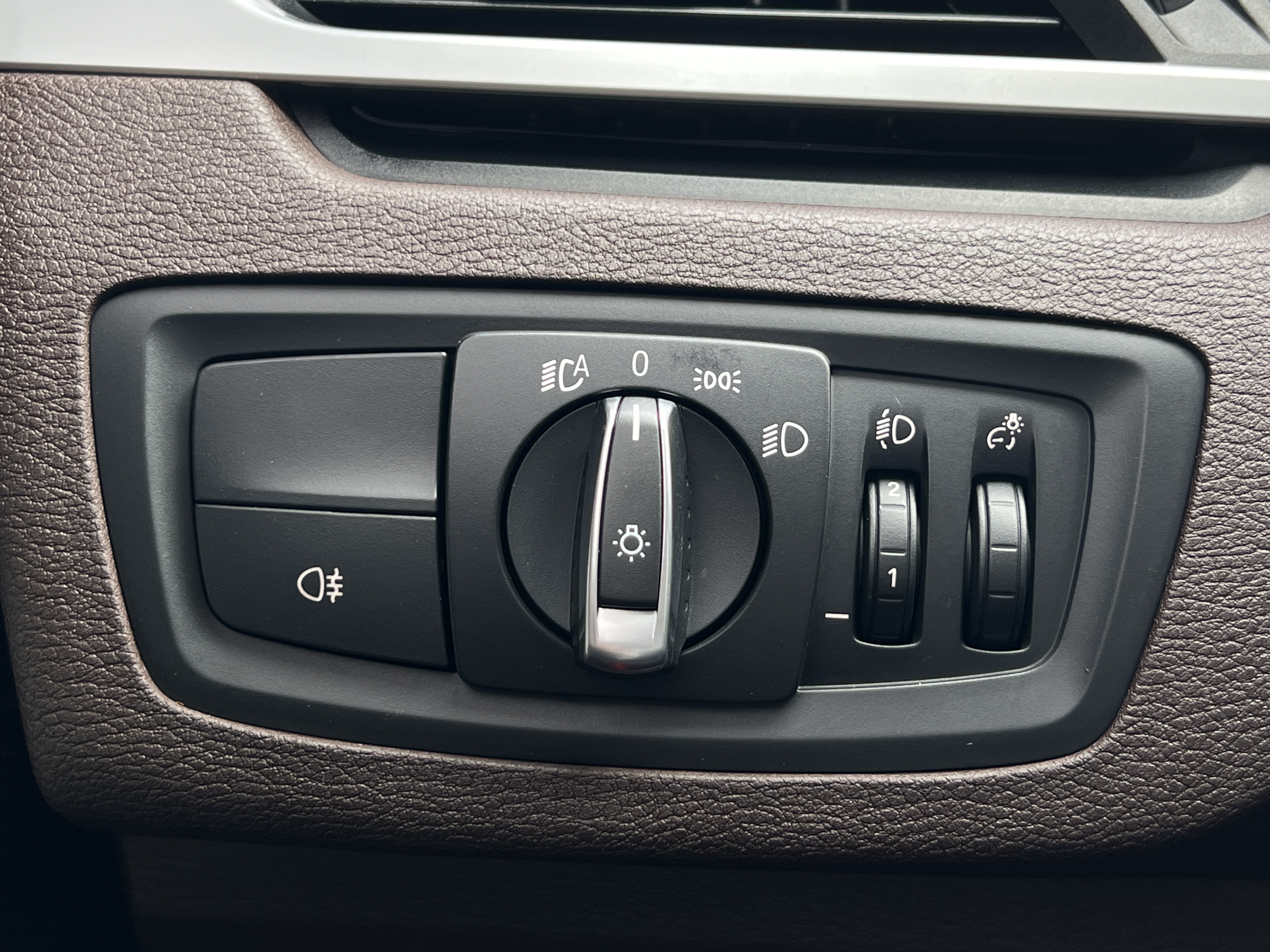 BMW X1 2021 car image #24