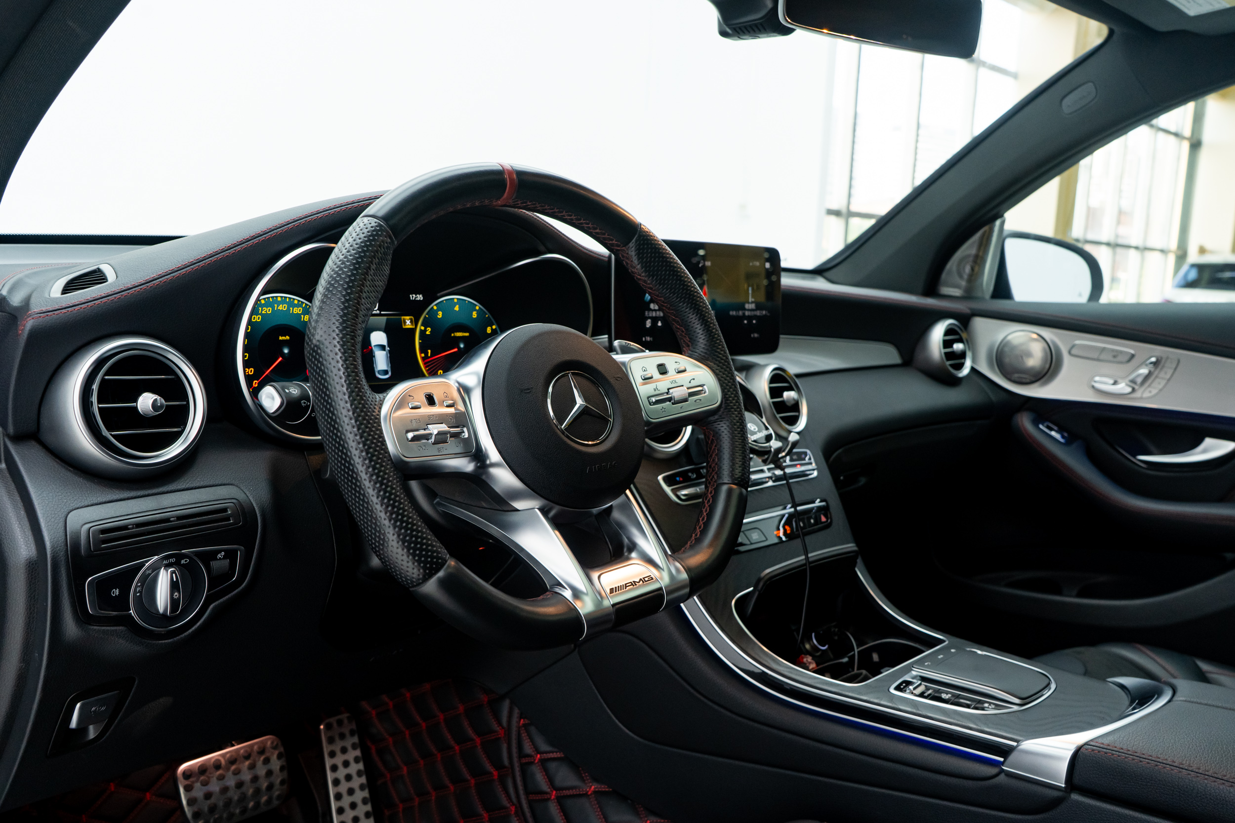 Mercedes-Benz GLC Coupe AMG 2021 image de voiture #24