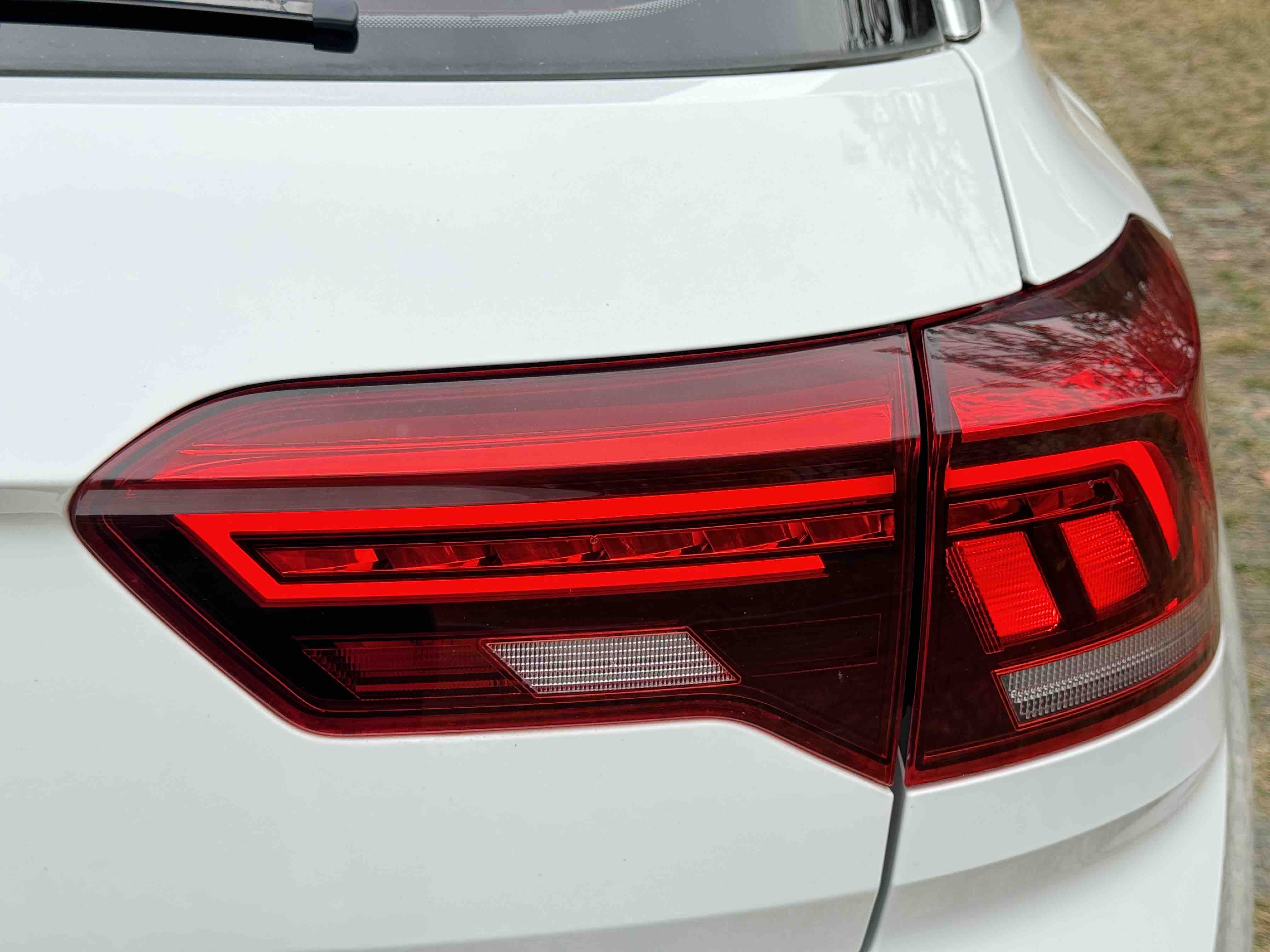 Volkswagen T-Roc 2021 #24 Volkswagen T-Roc 2021 car image #24
