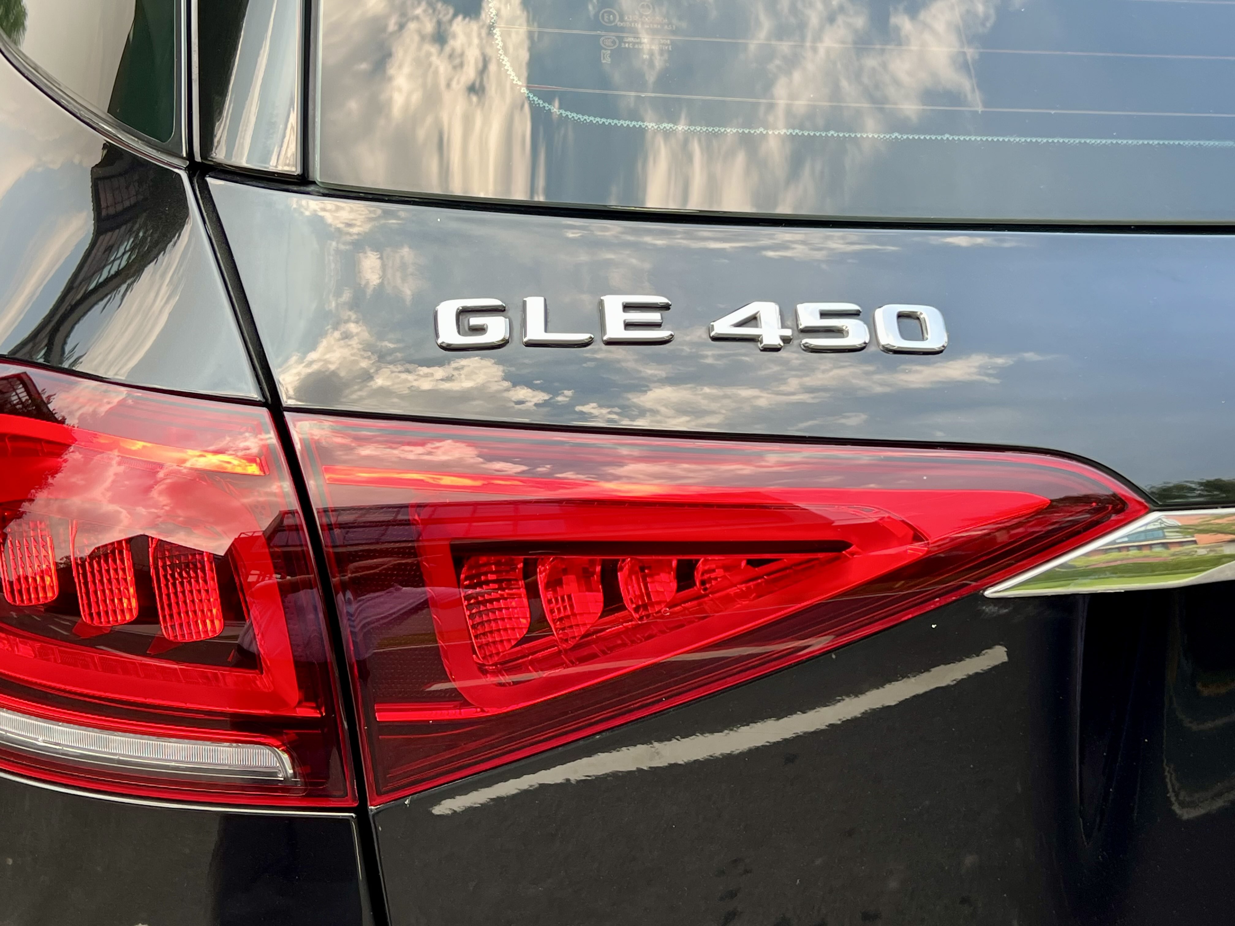 Mercedes-Benz GLE Class 2021 car image #24