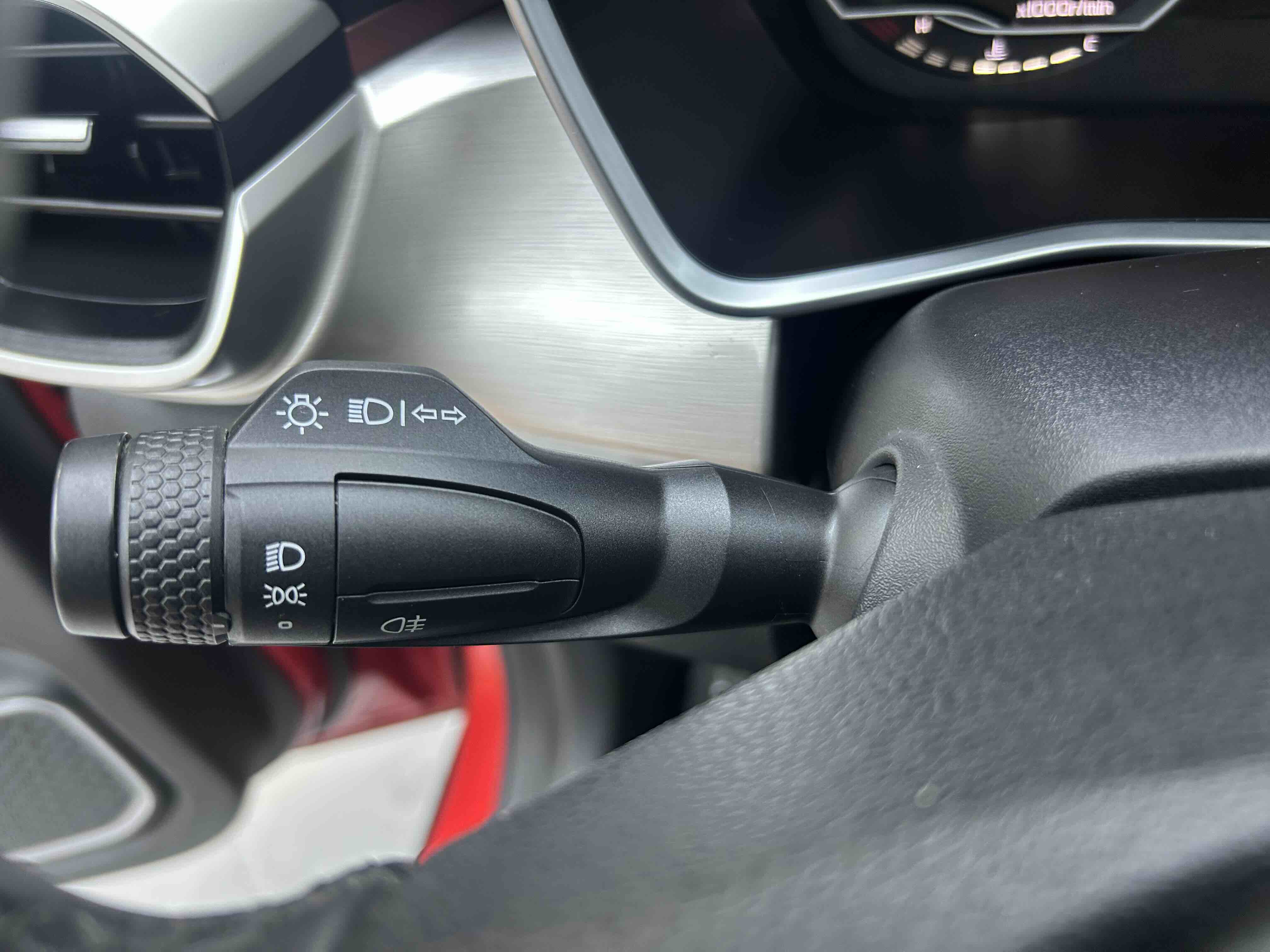 GEELY Coolray 2020 #24 GEELY Coolray 2020 car image #24