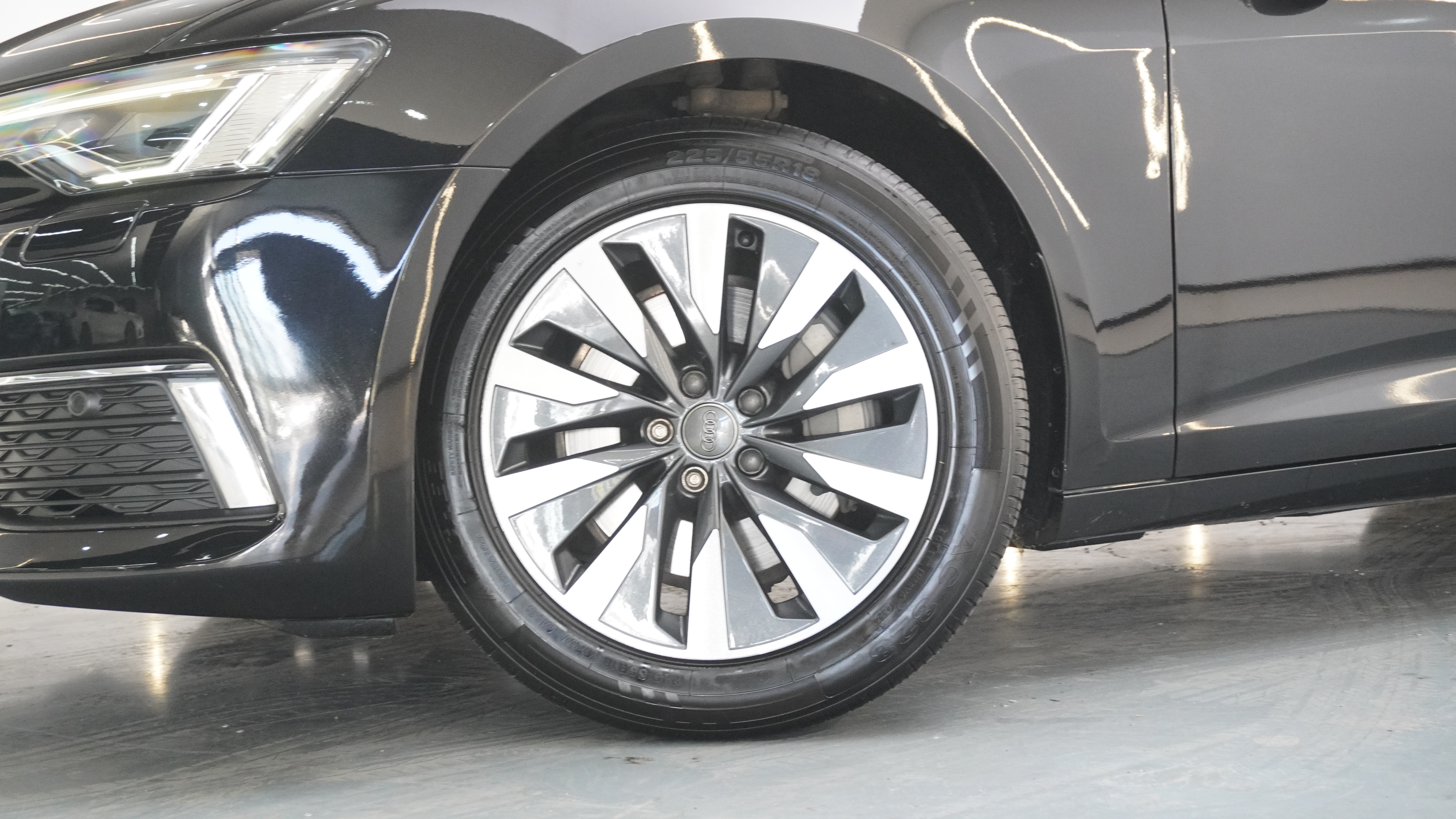 Audi A6L 2021 car image #24