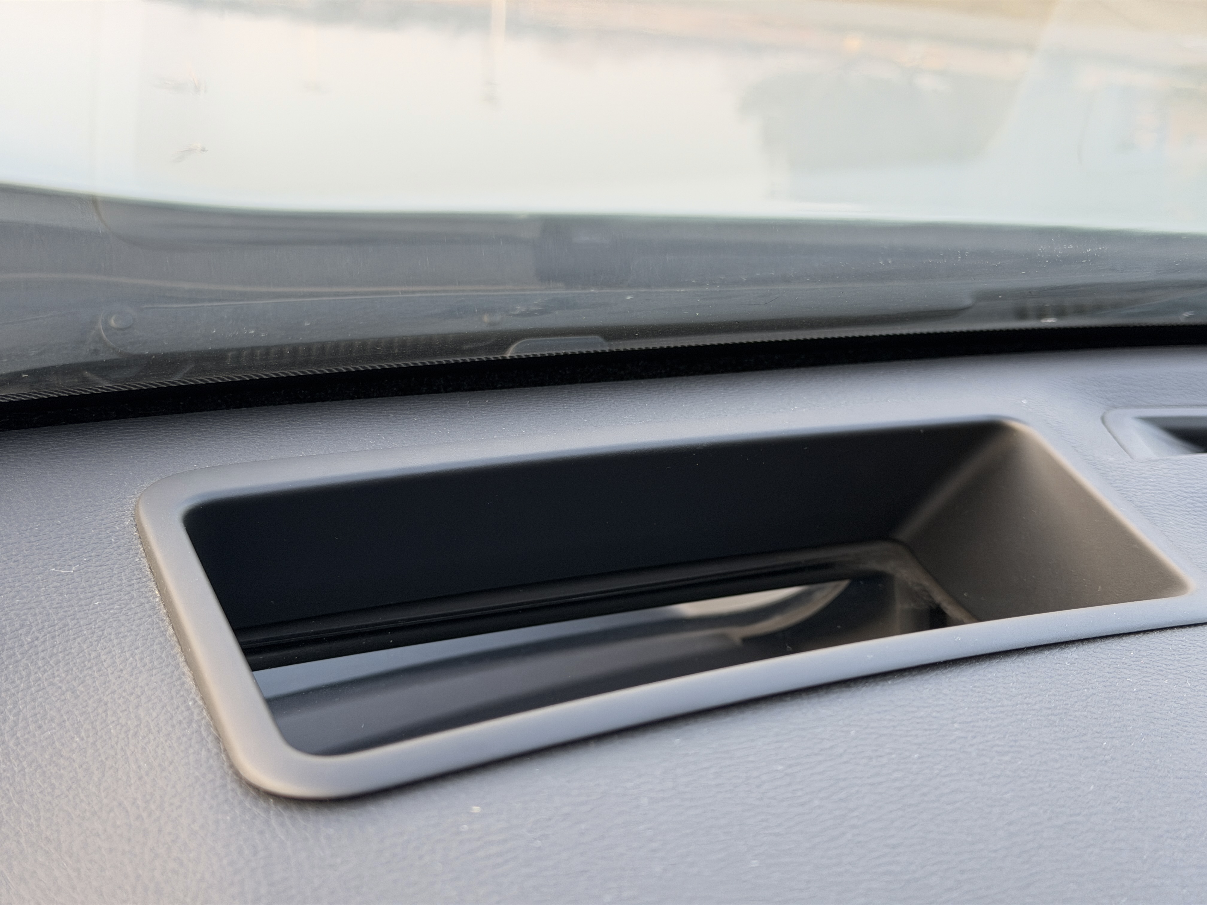 Toyota RAV4 Hybird E+ 2021 immagine di auto #24