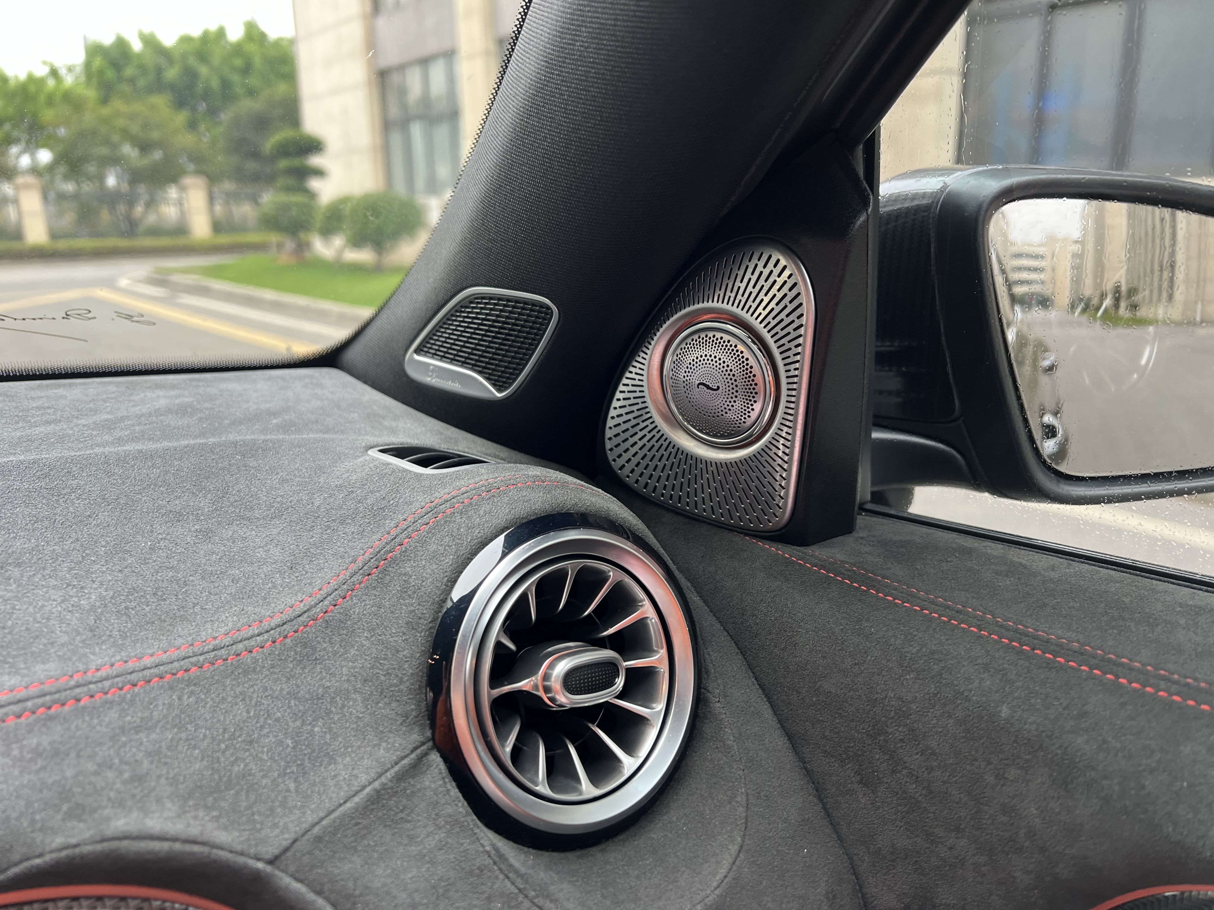 Mercedes-Benz GLB AMG 2021 صورة سيارة #24