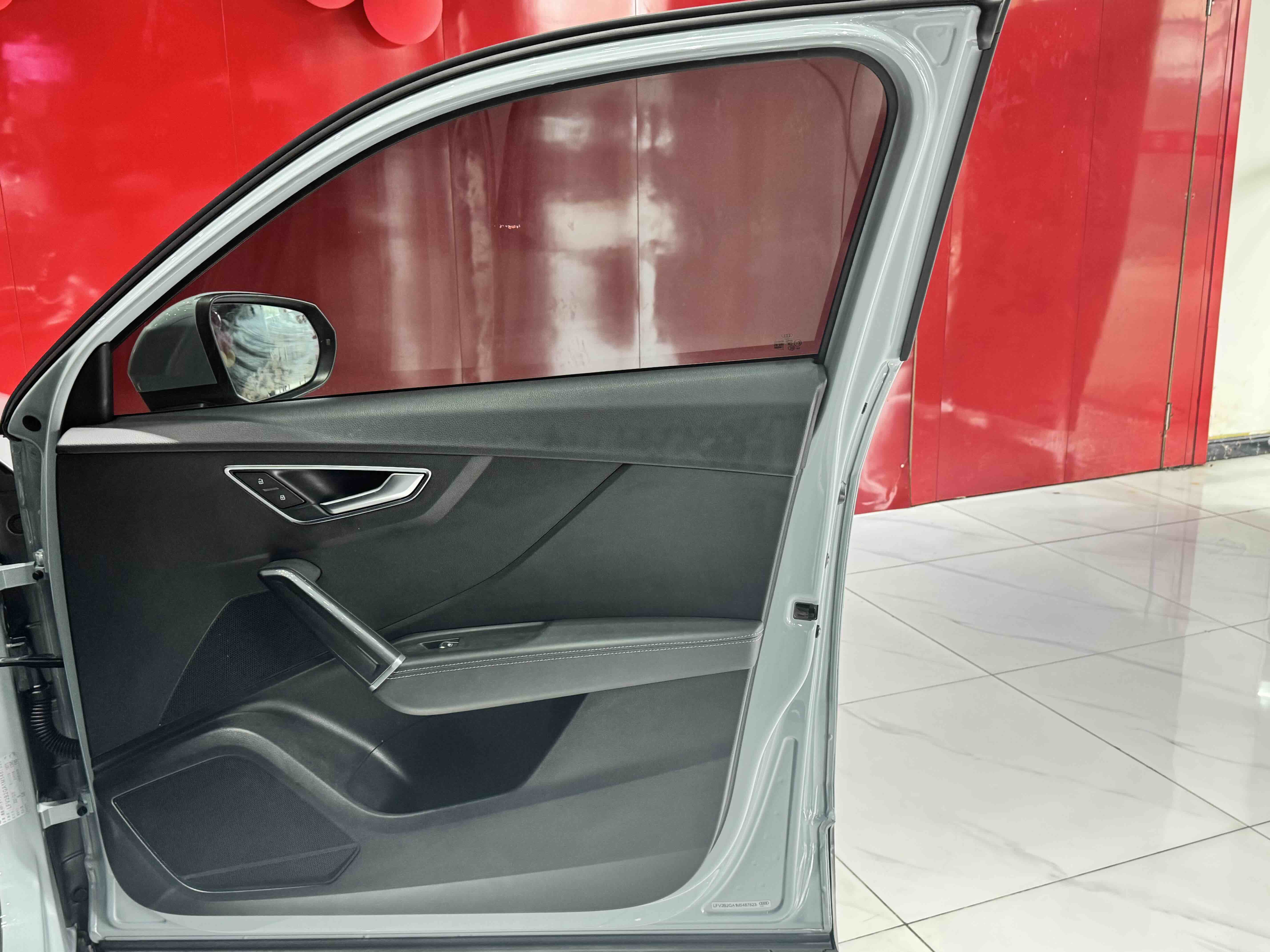 Audi Q2L 2022 imagen de coche #24