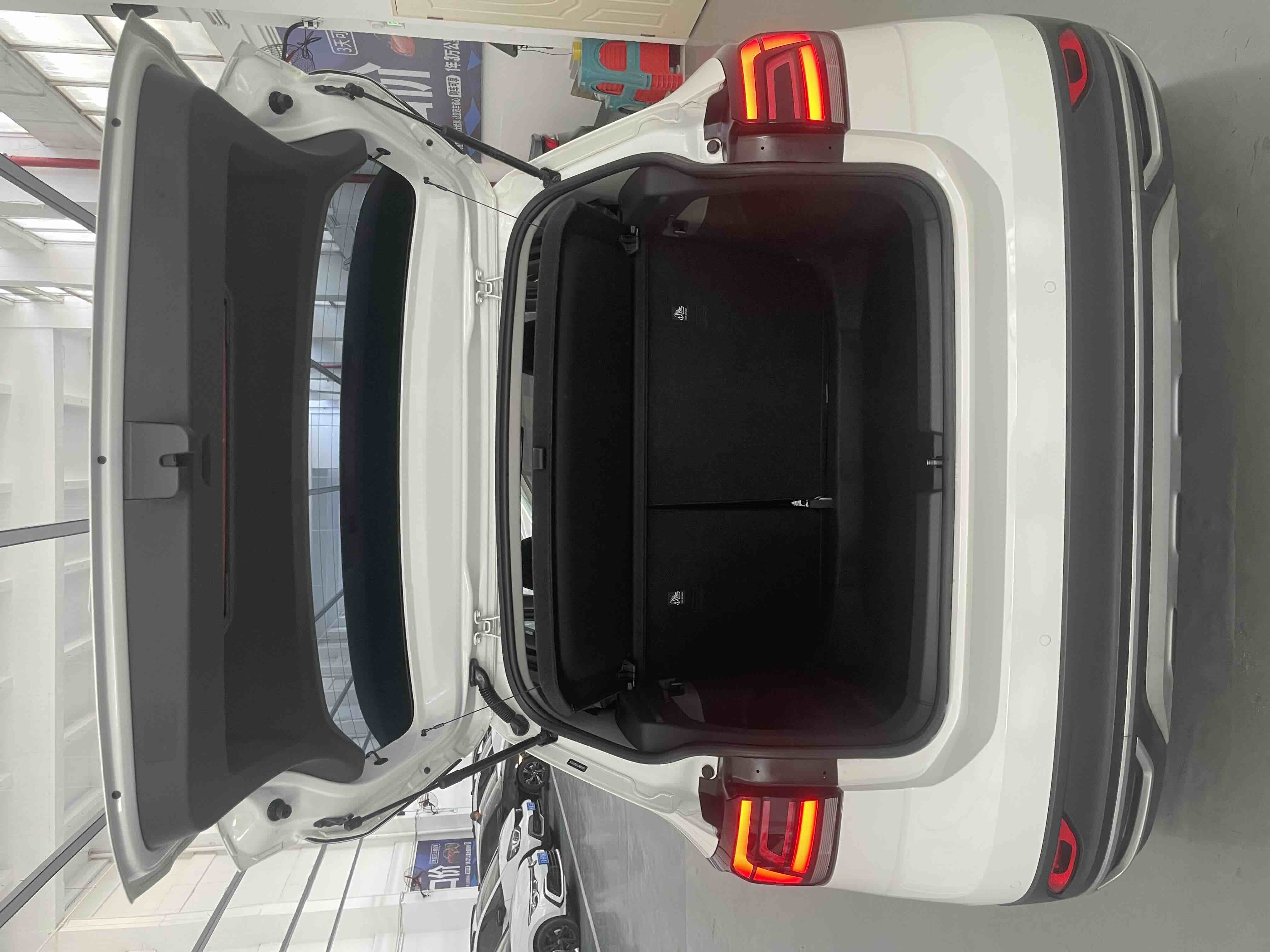 Volkswagen T-Cross 2022 #24 Volkswagen T-Cross 2022 car image #24