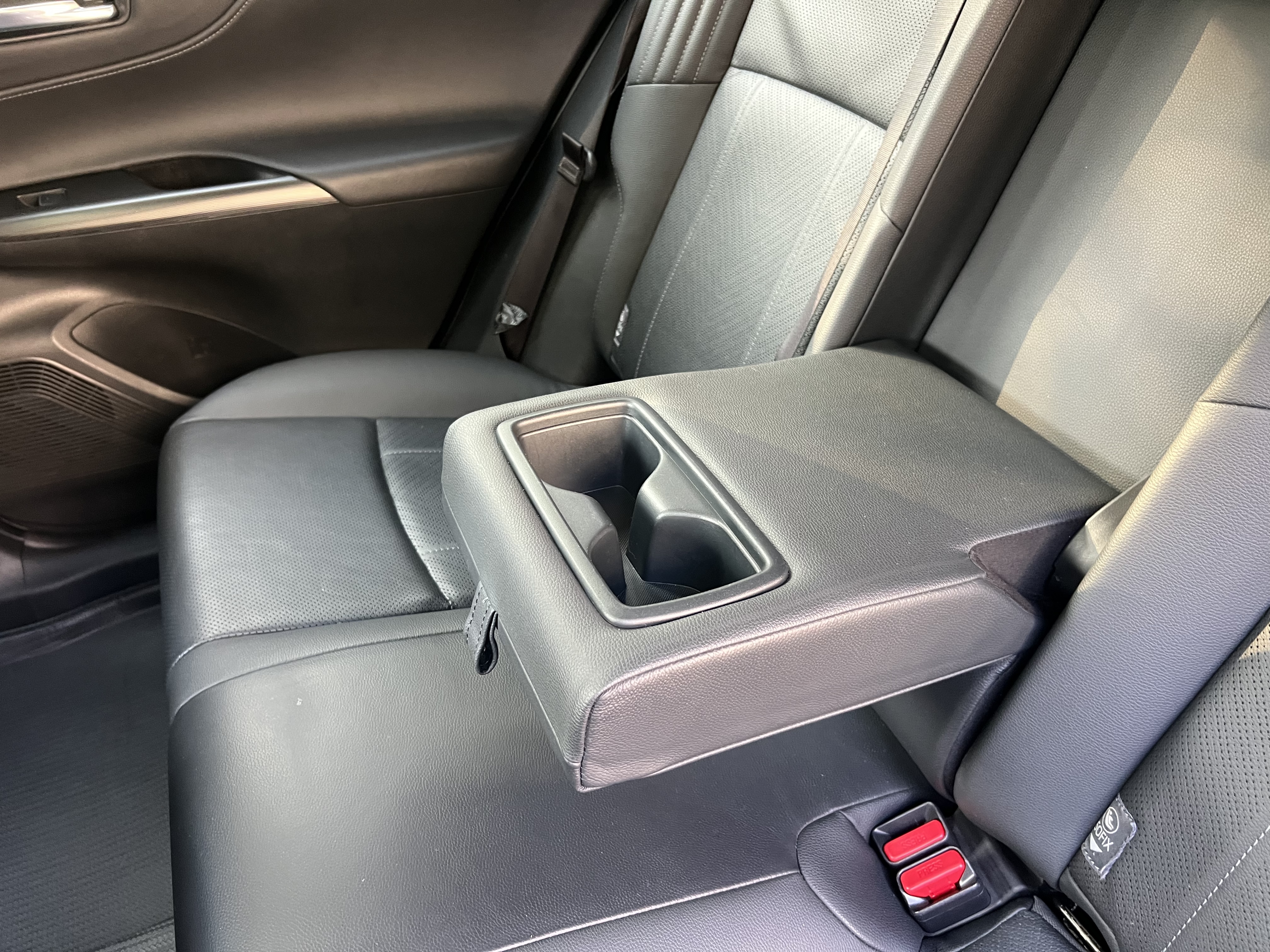 Toyota Harrier 2022 #24 Toyota Harrier 2022 car image #24