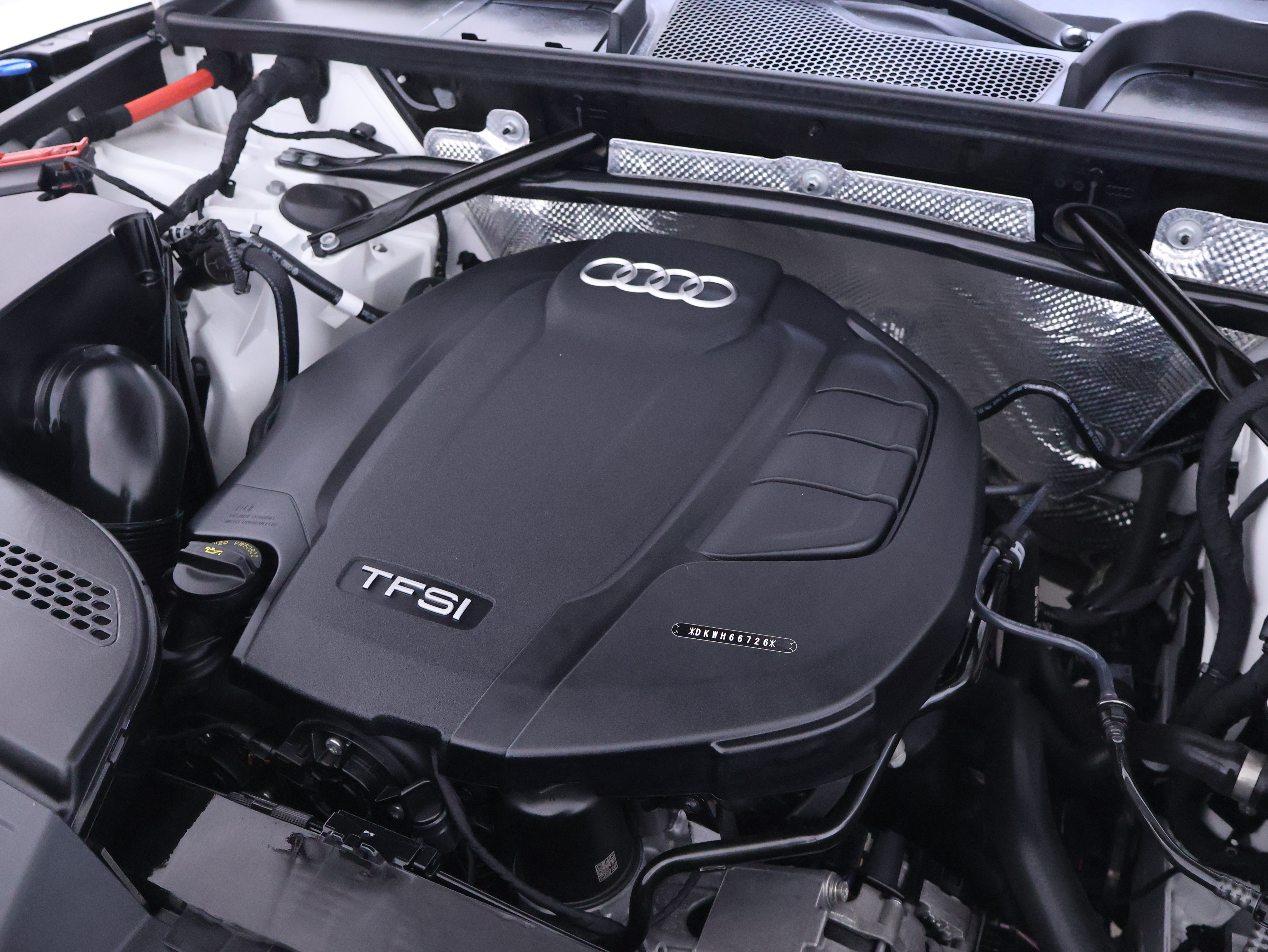 Audi Q5L Sportback 2023 immagine di auto #24