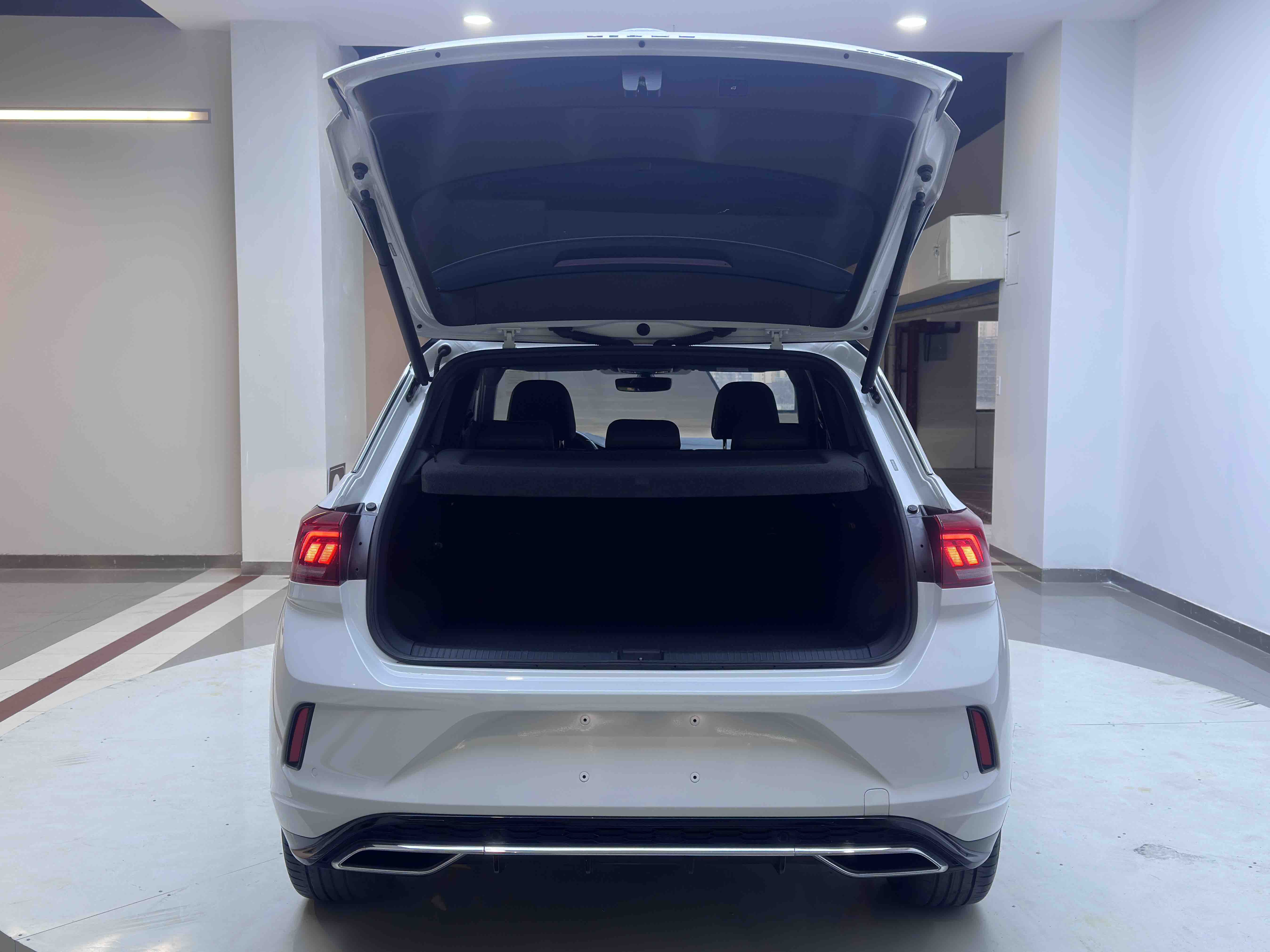 T-Roc 2022 car image #24