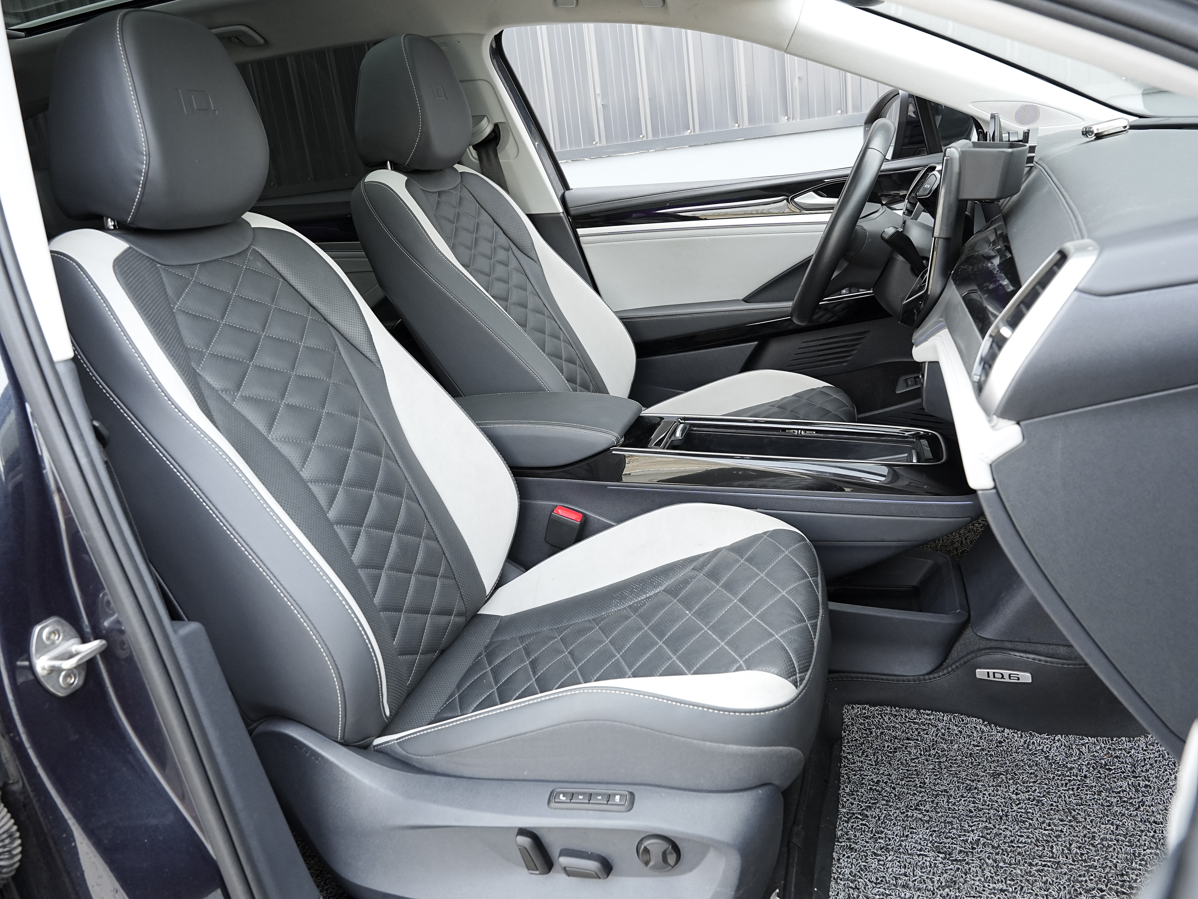 Volkswagen ID.6 Crozz 2023 #24 Volkswagen ID.6 Crozz 2023 car image #24