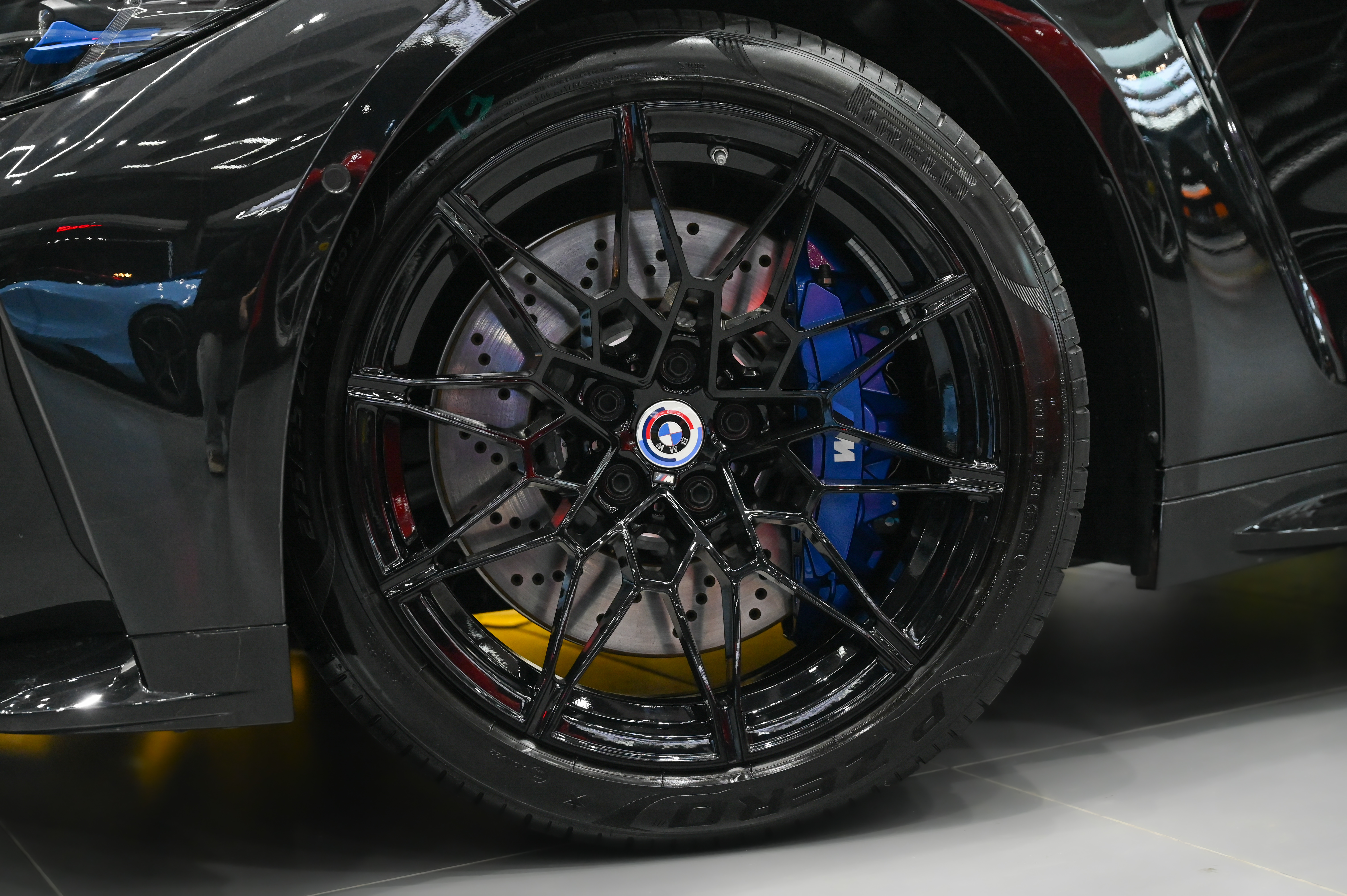 BMW M4 2023 #24 BMW M4 2023 car image #24