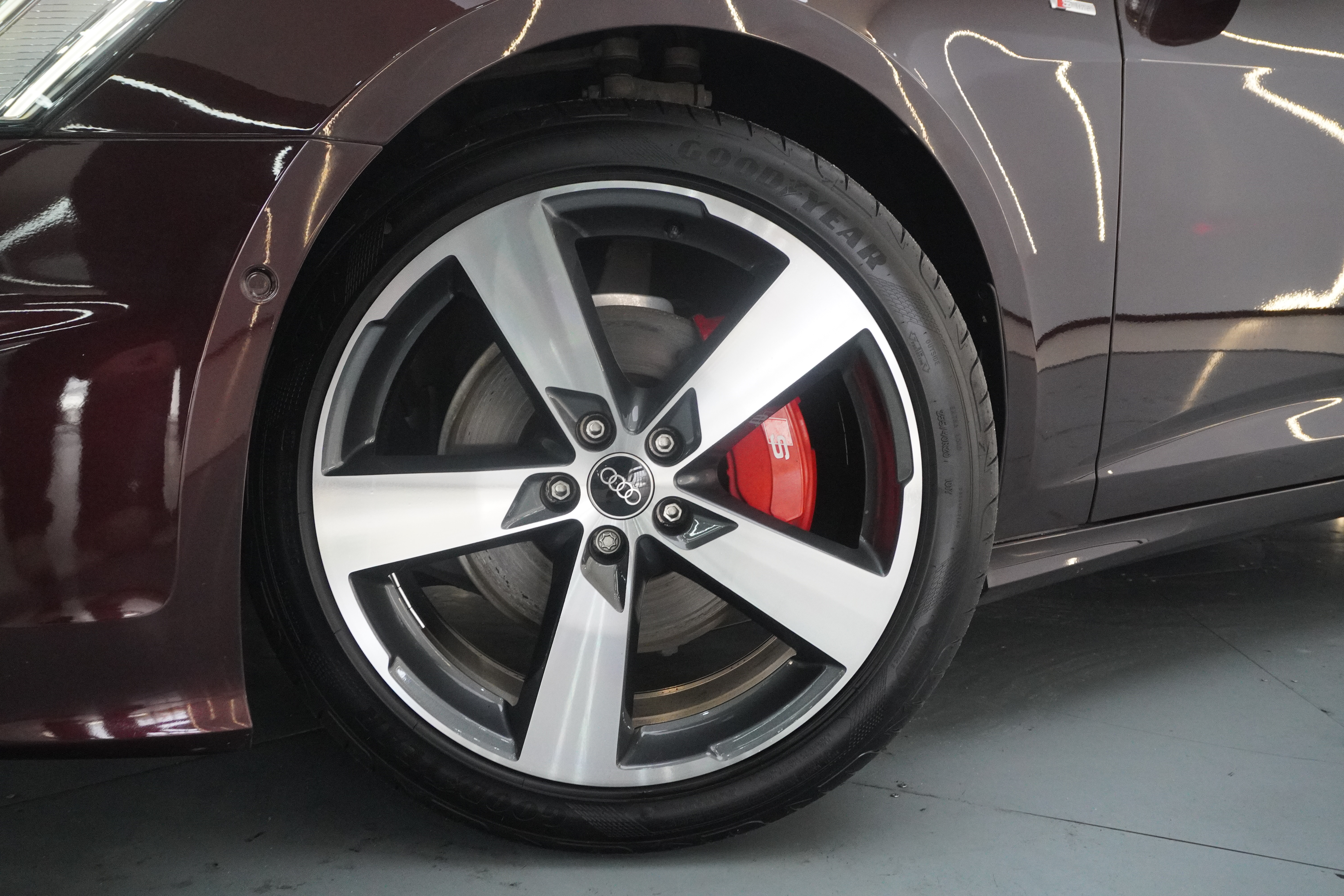 Audi A6L 2022 car image #24