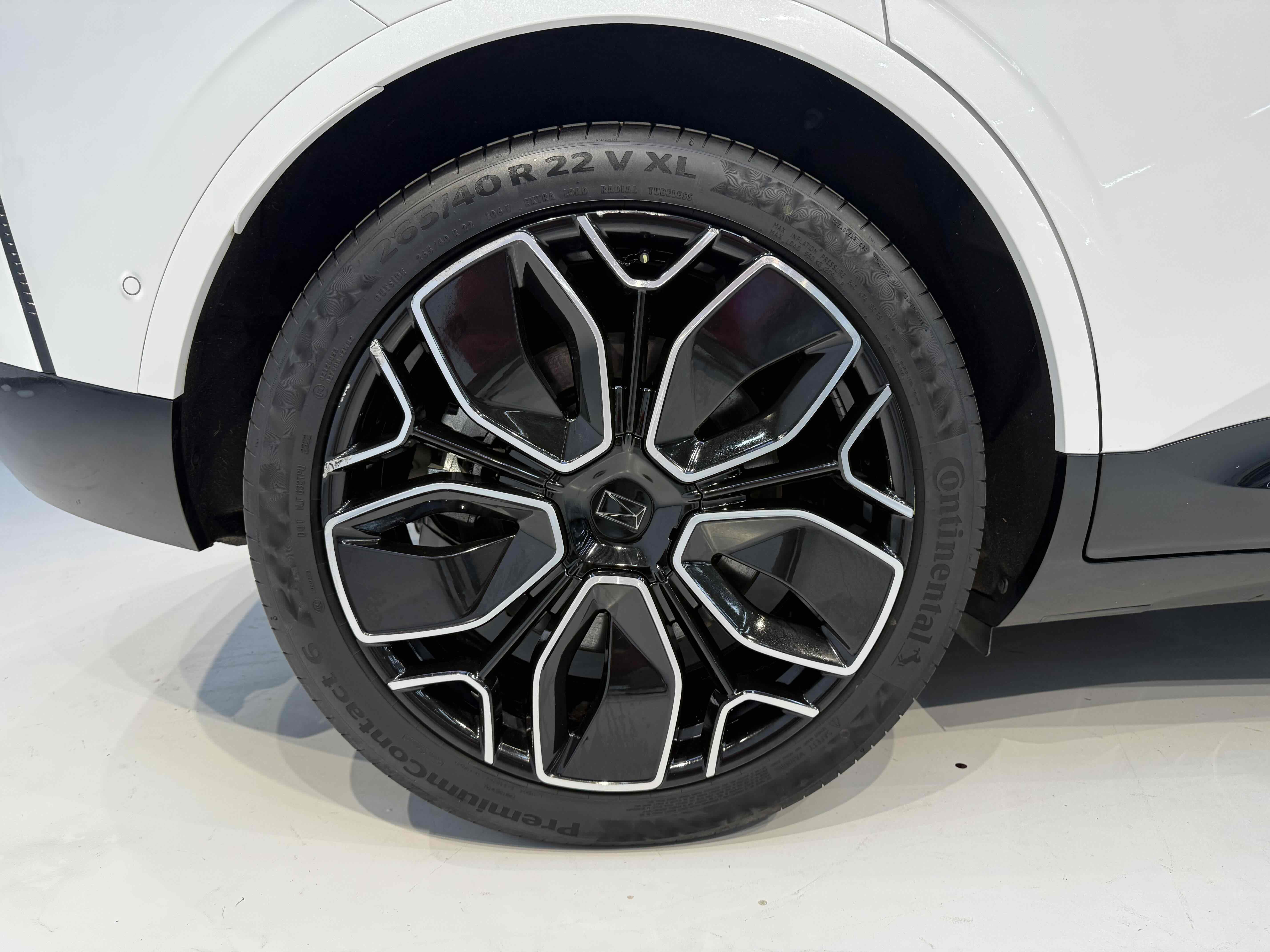 阿维塔 阿维塔11 2023 汽车图片 #24