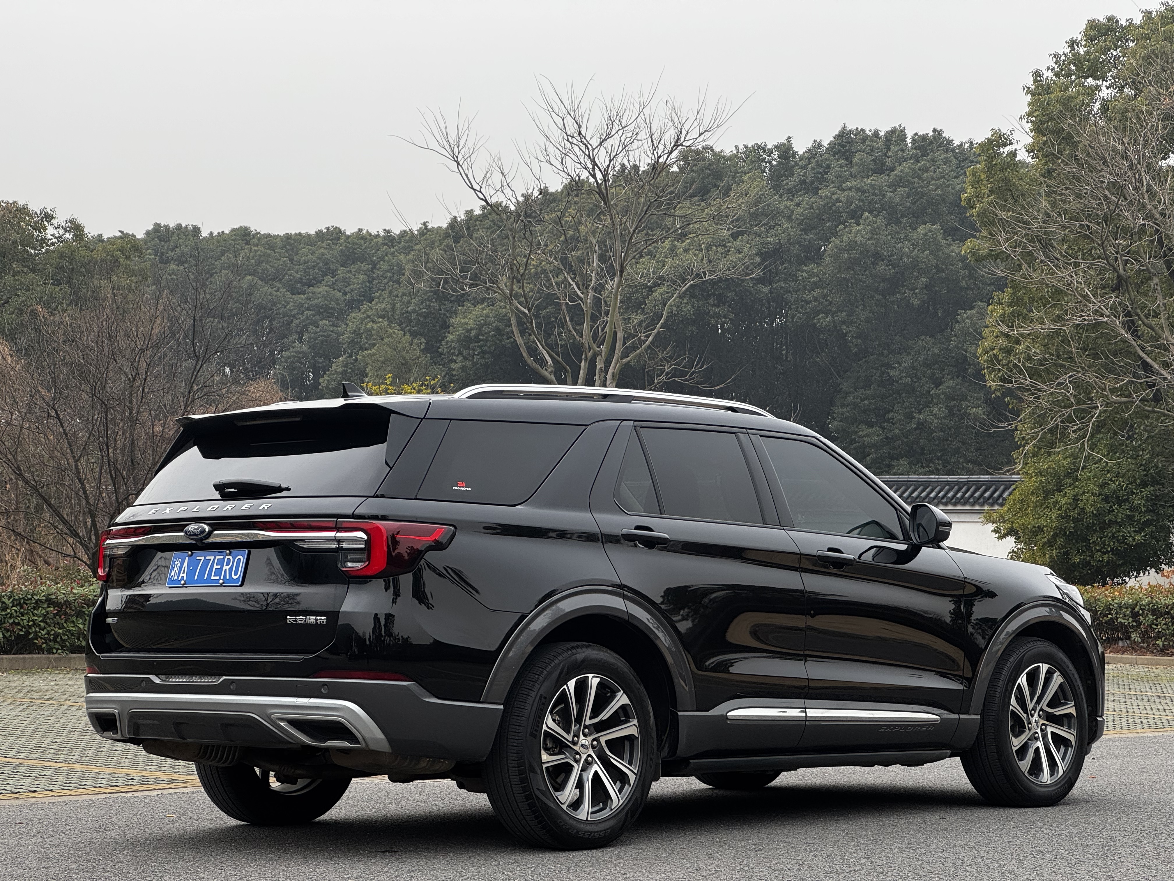 Ford Explorer 2024 صورة سيارة #24