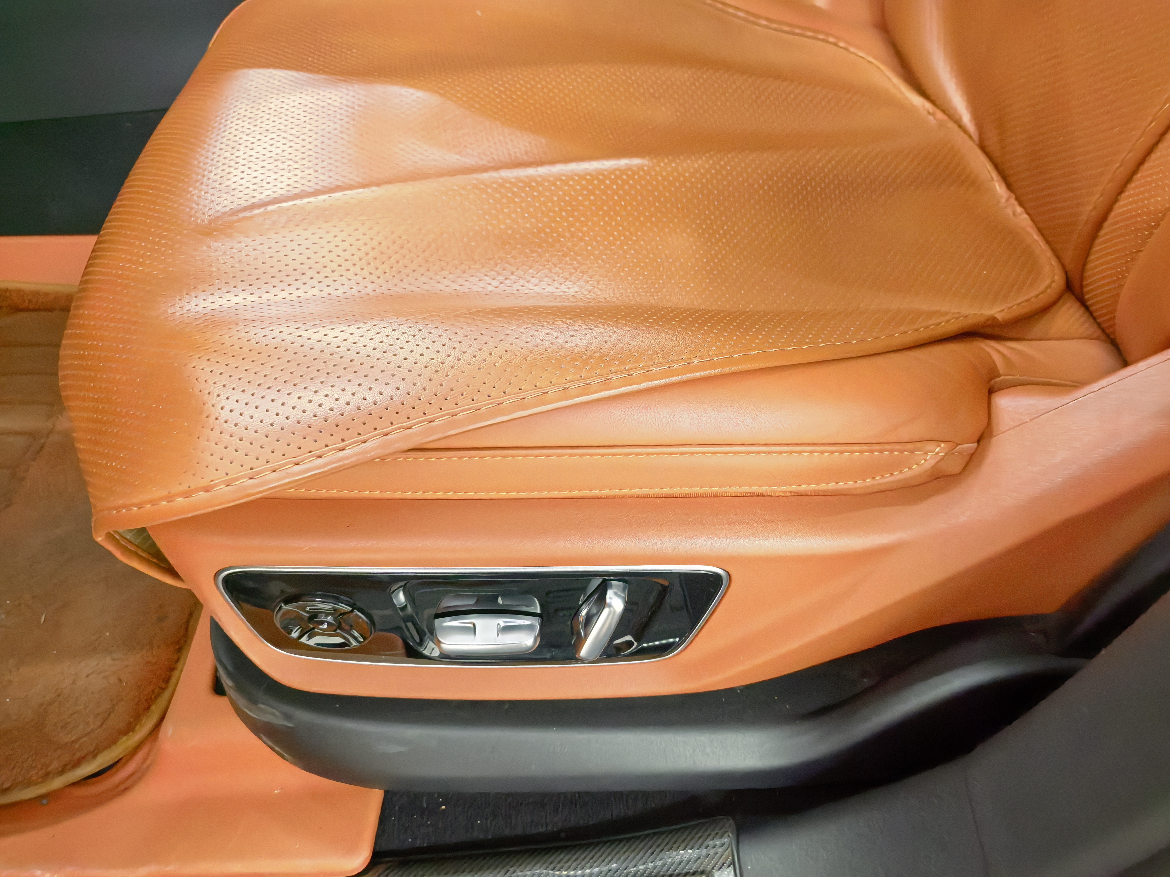 Li L7 2023 car image #24
