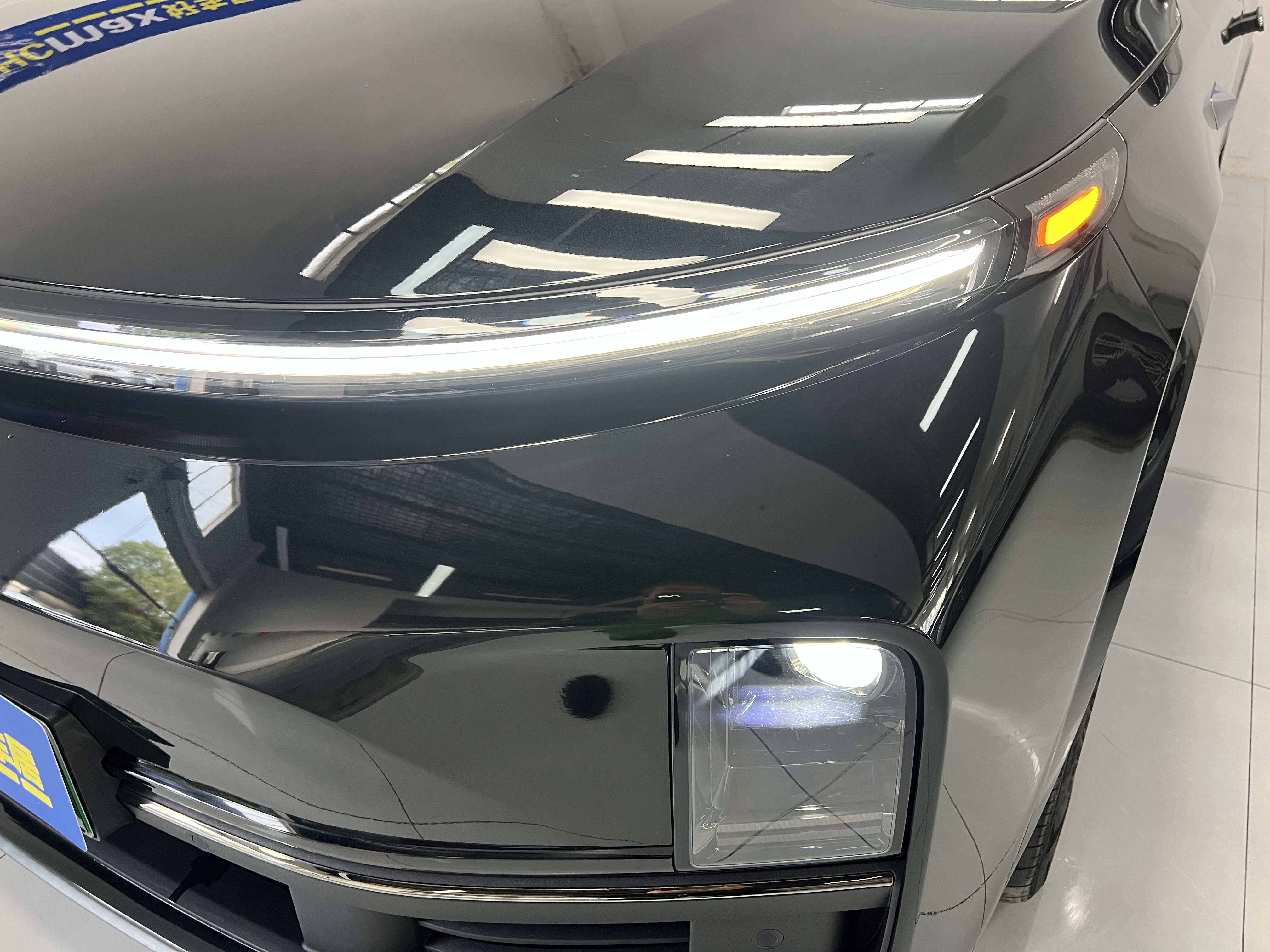 Li L8 2023 изображение автомобиля #24