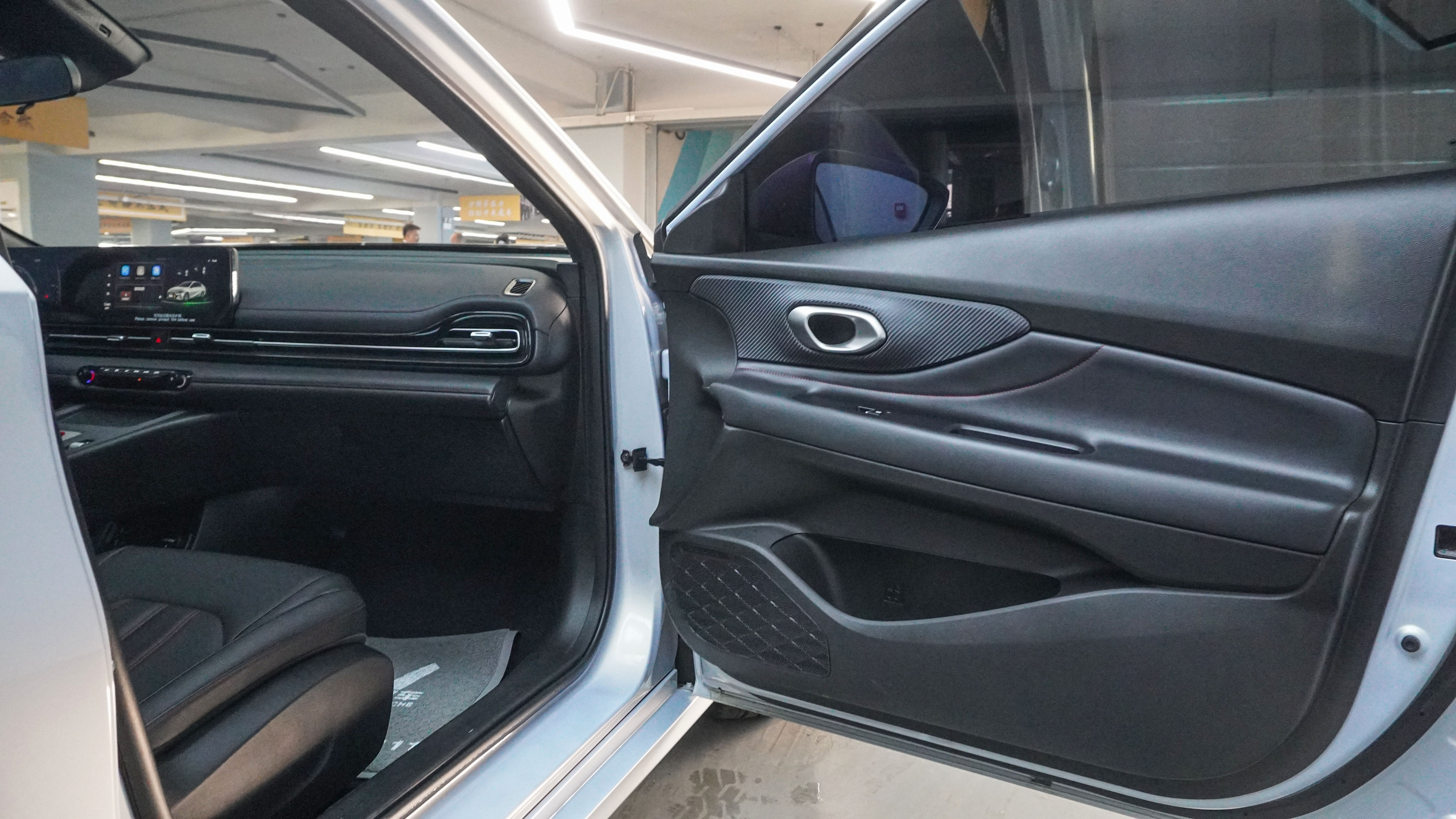 GAC Trumpchi Empow 2024 #24 GAC Trumpchi Empow 2024 car image #24