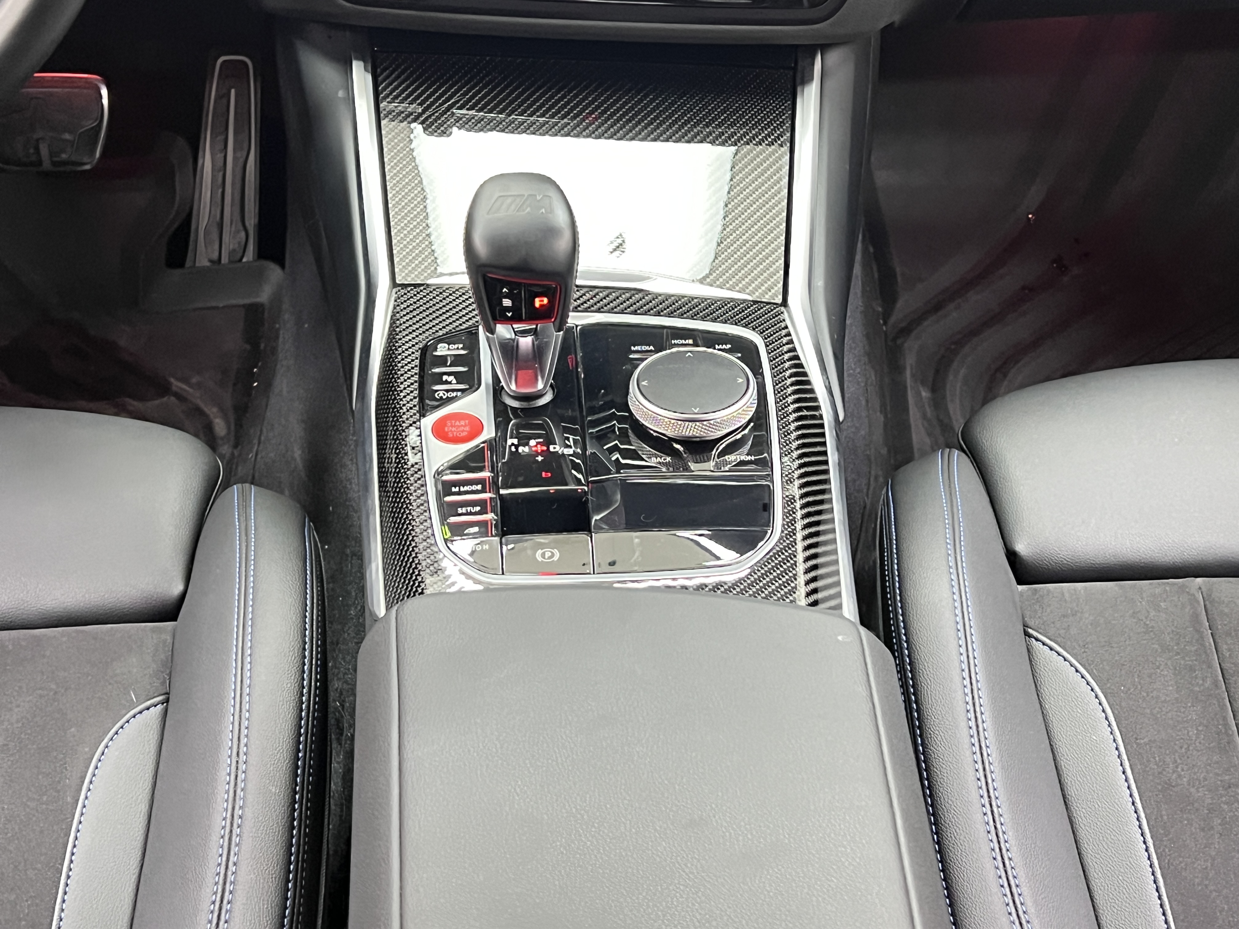 BMW M2 2023 immagine di auto #24