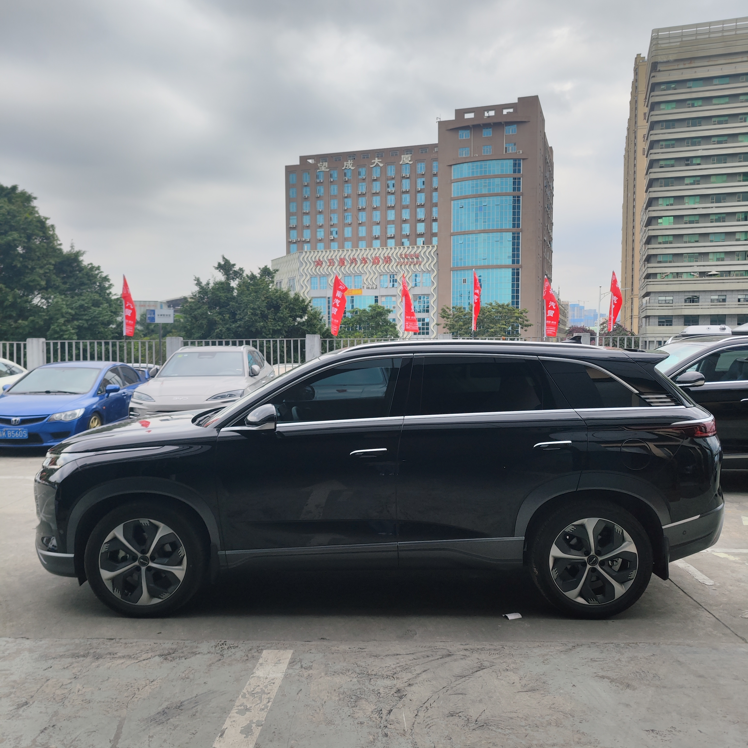 BYD Frigate 07 2023 #24 BYD Frigate 07 2023 car image #24