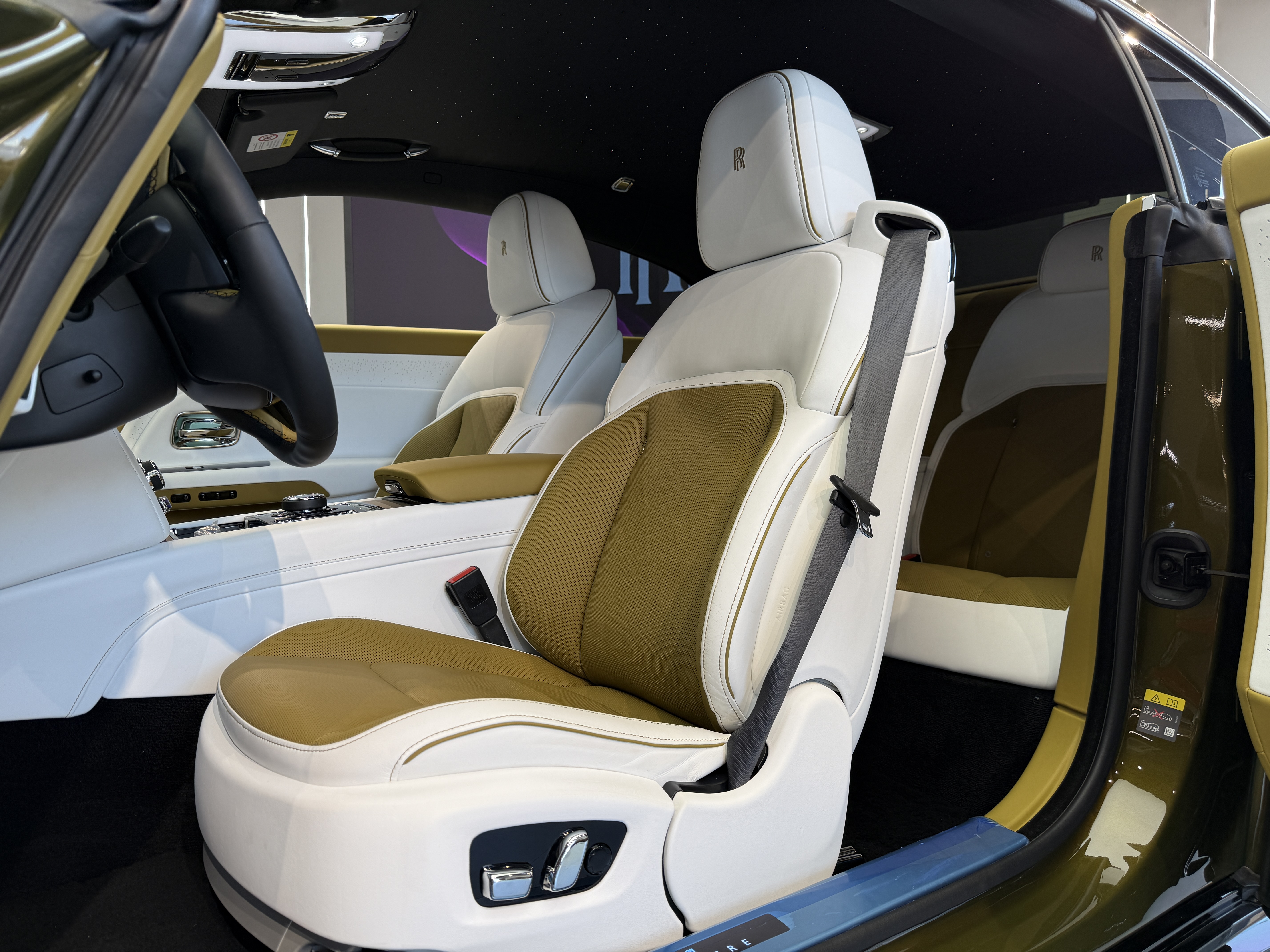 劳斯莱斯 闪灵 2024 #24 劳斯莱斯 闪灵 2024 汽车图片 #24