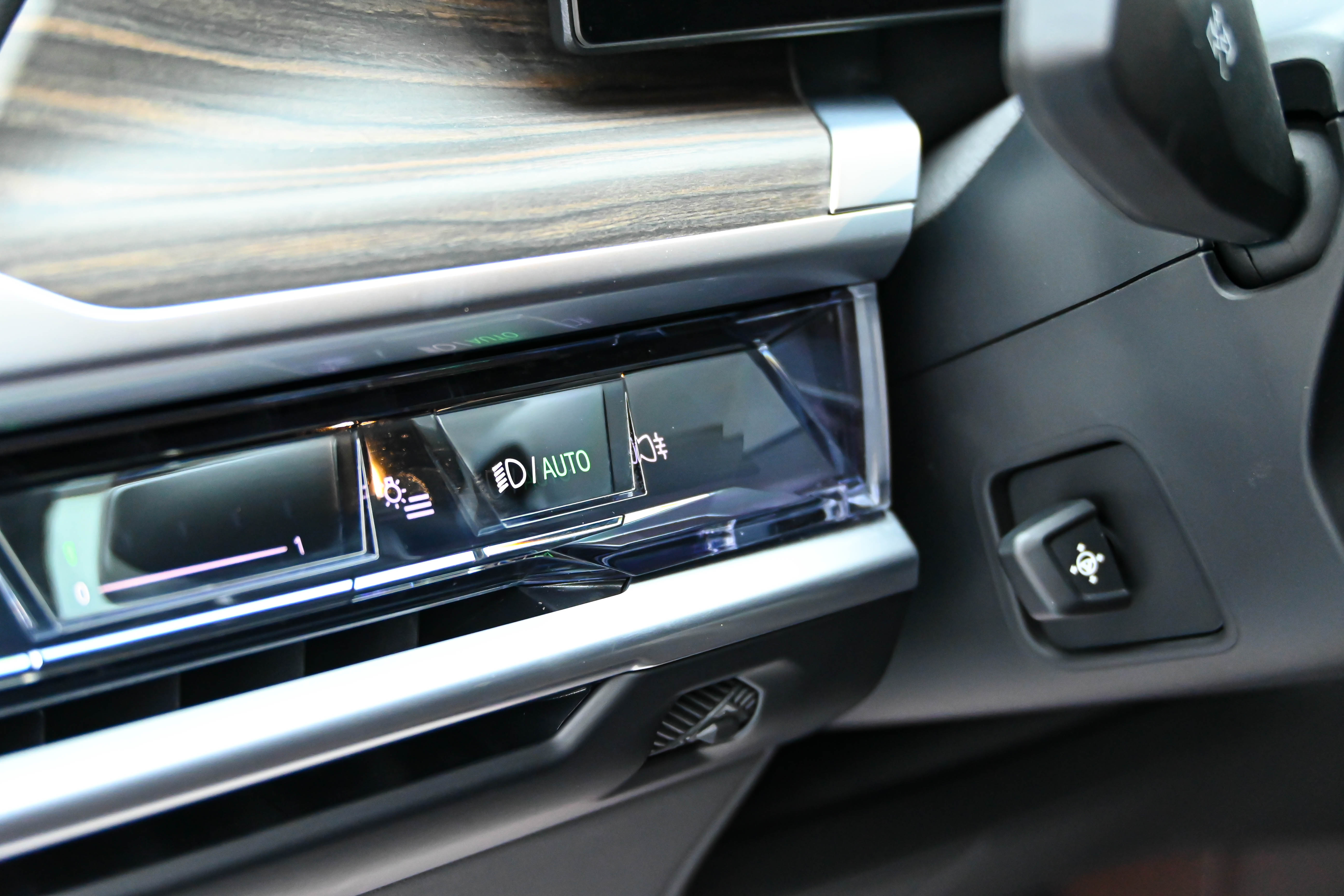 BMW i7 2024 #24 BMW i7 2024 car image #24