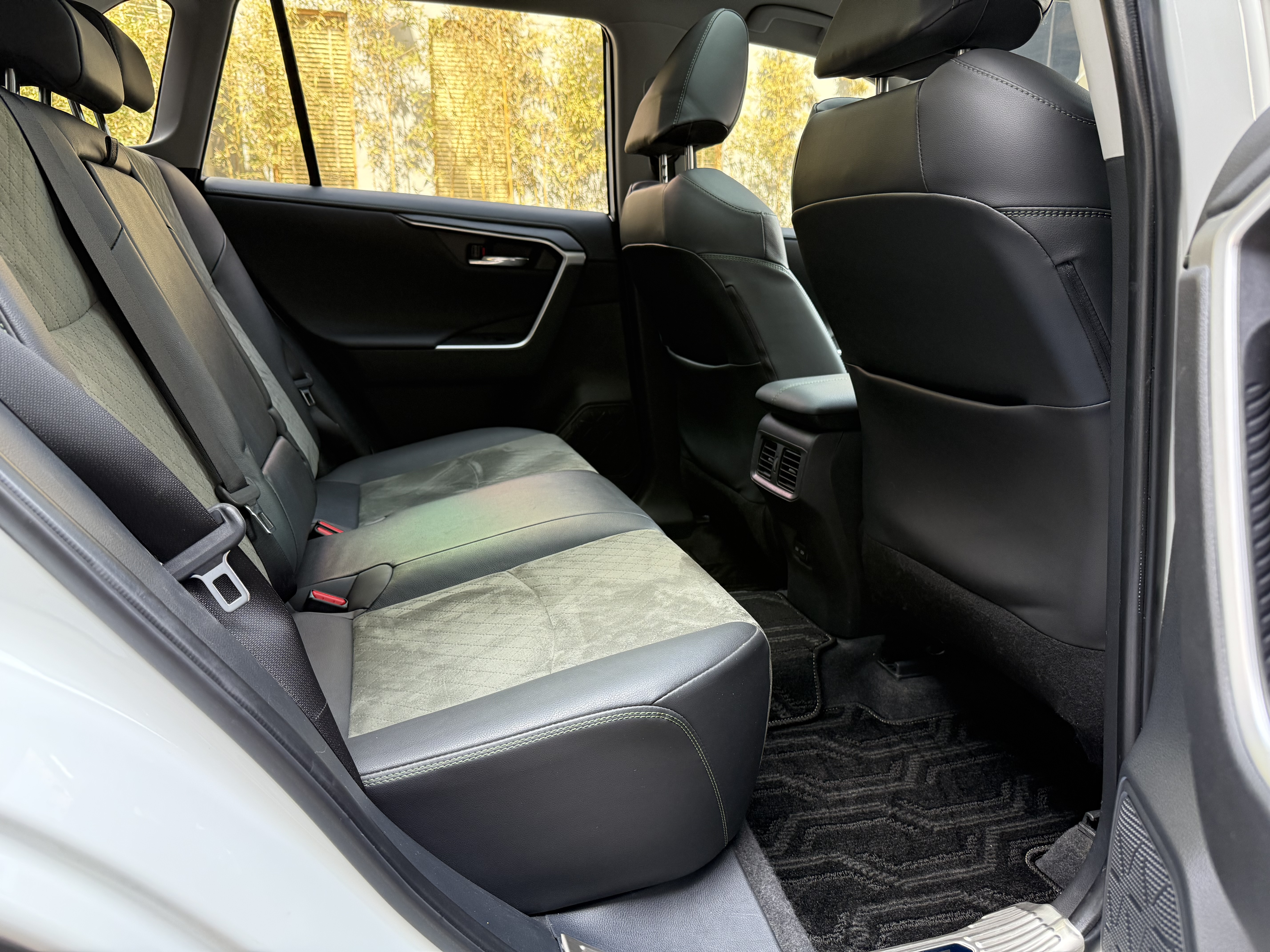 Toyota RAV4 2024 car image #24