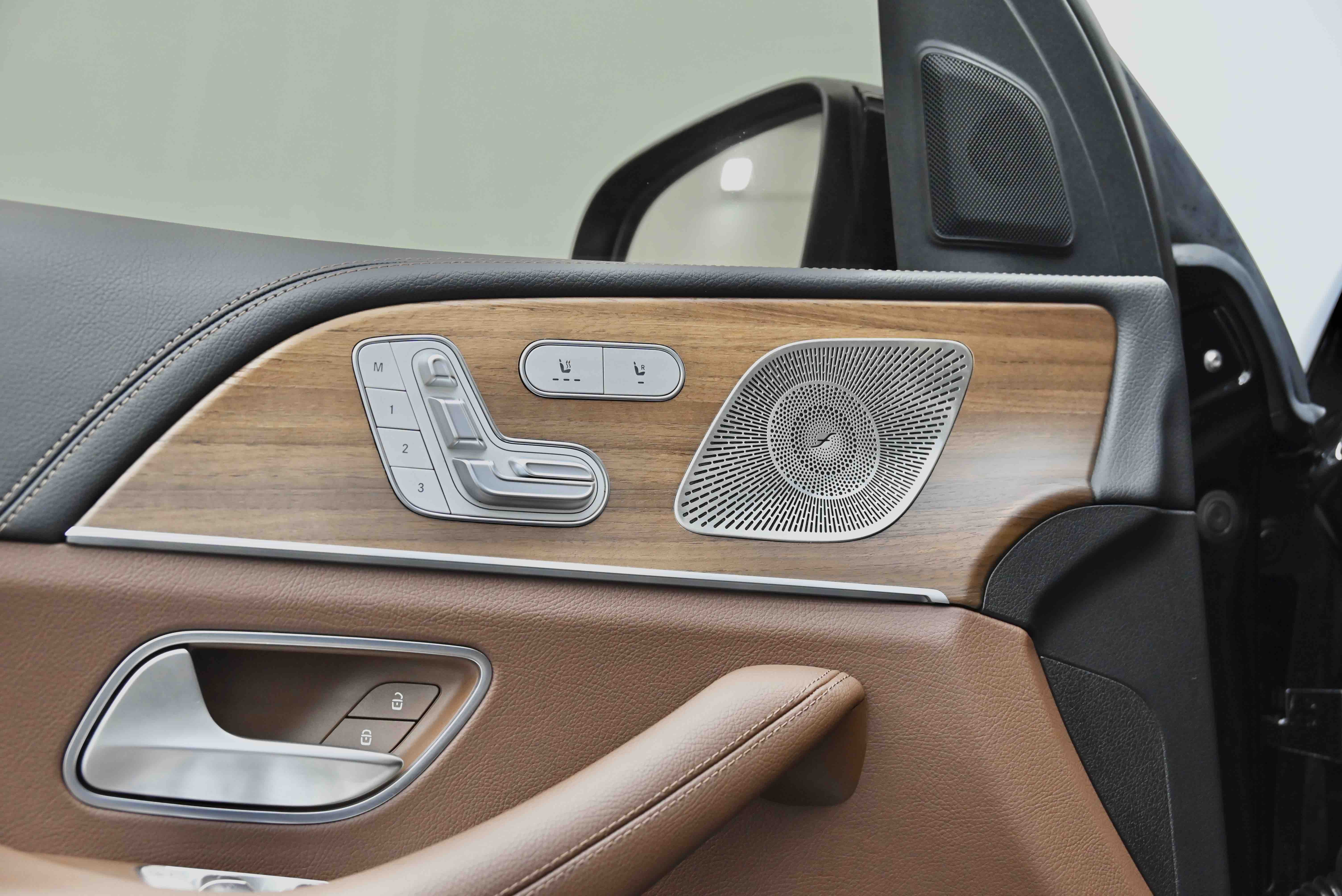 Mercedes-Benz GLE Class New Energy 2023 car image #24