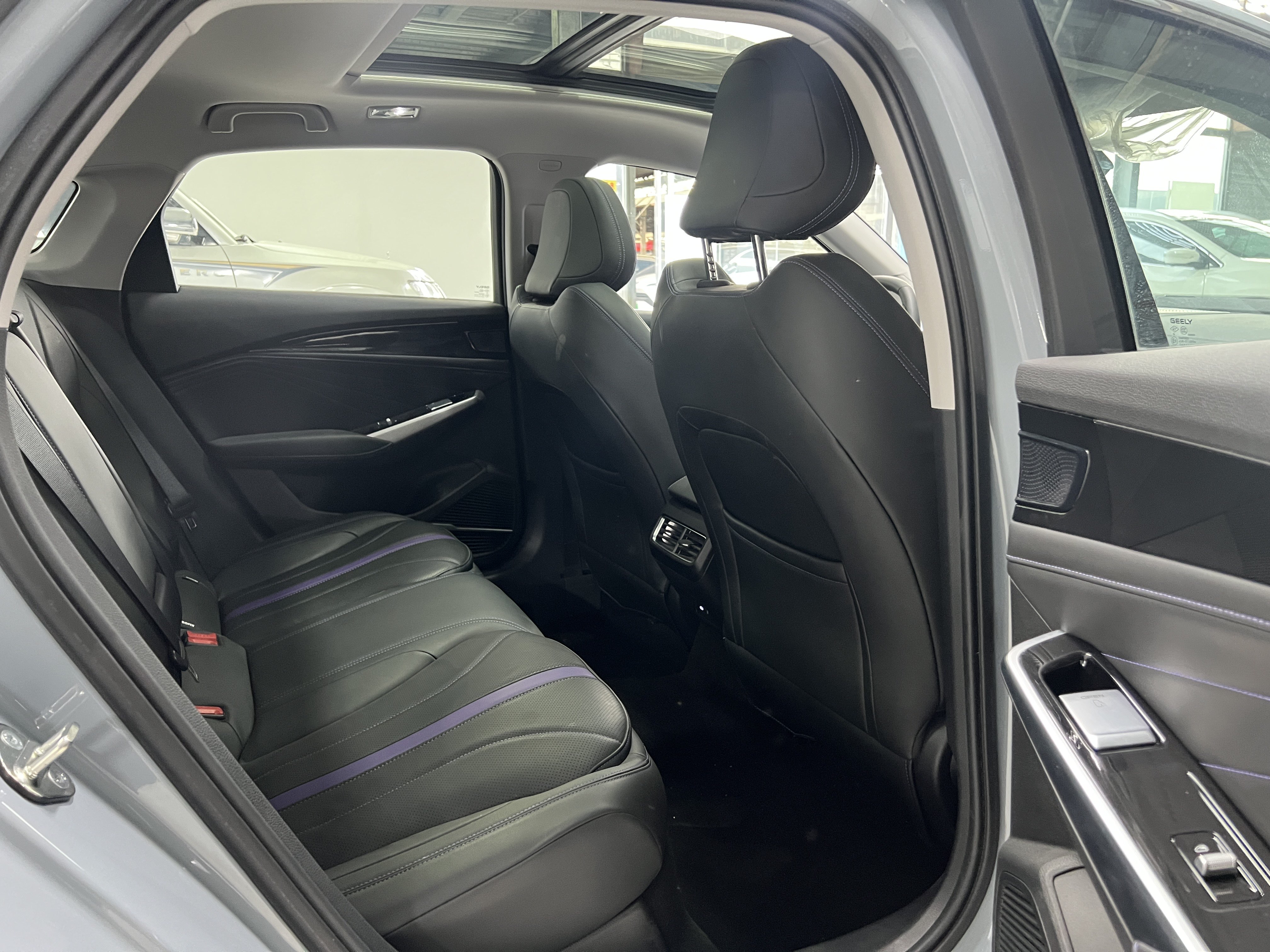 GEELY PrefaceL 2025 imagen de coche #24