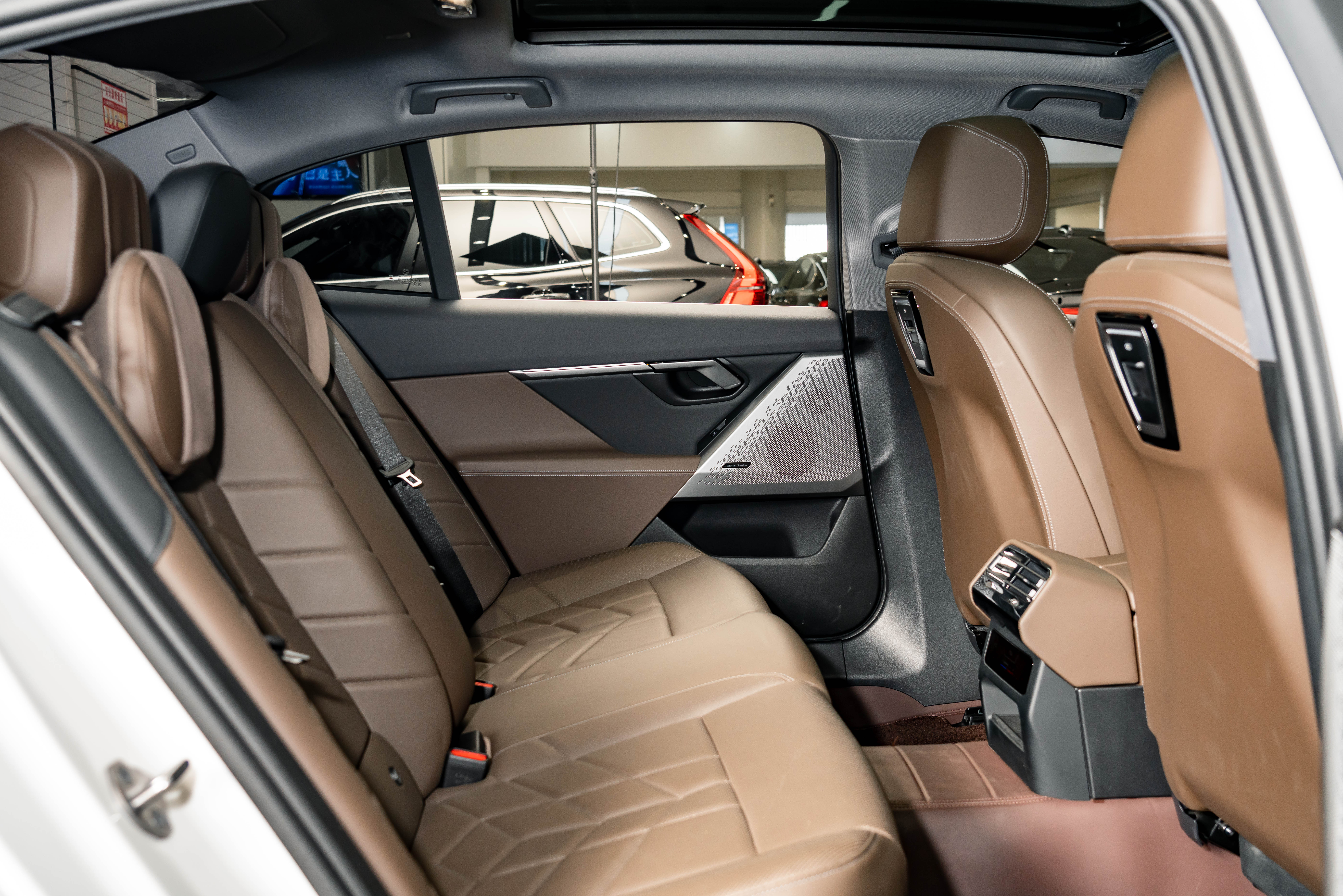 BMW 5 Series 2025 car image #24