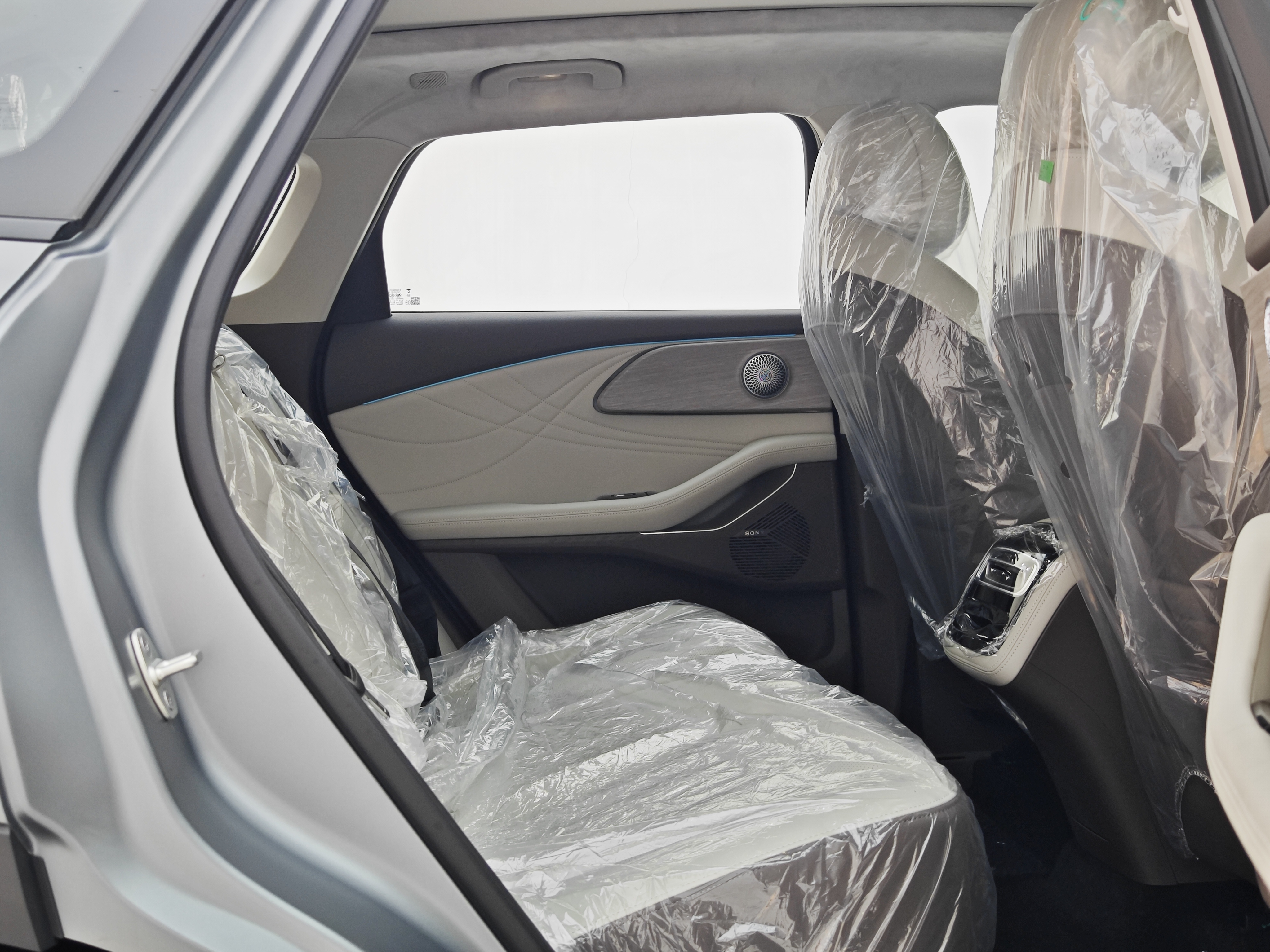 Exceed Yaoguang C-DM 2025 #24 Exceed Yaoguang C-DM 2025 car image #24