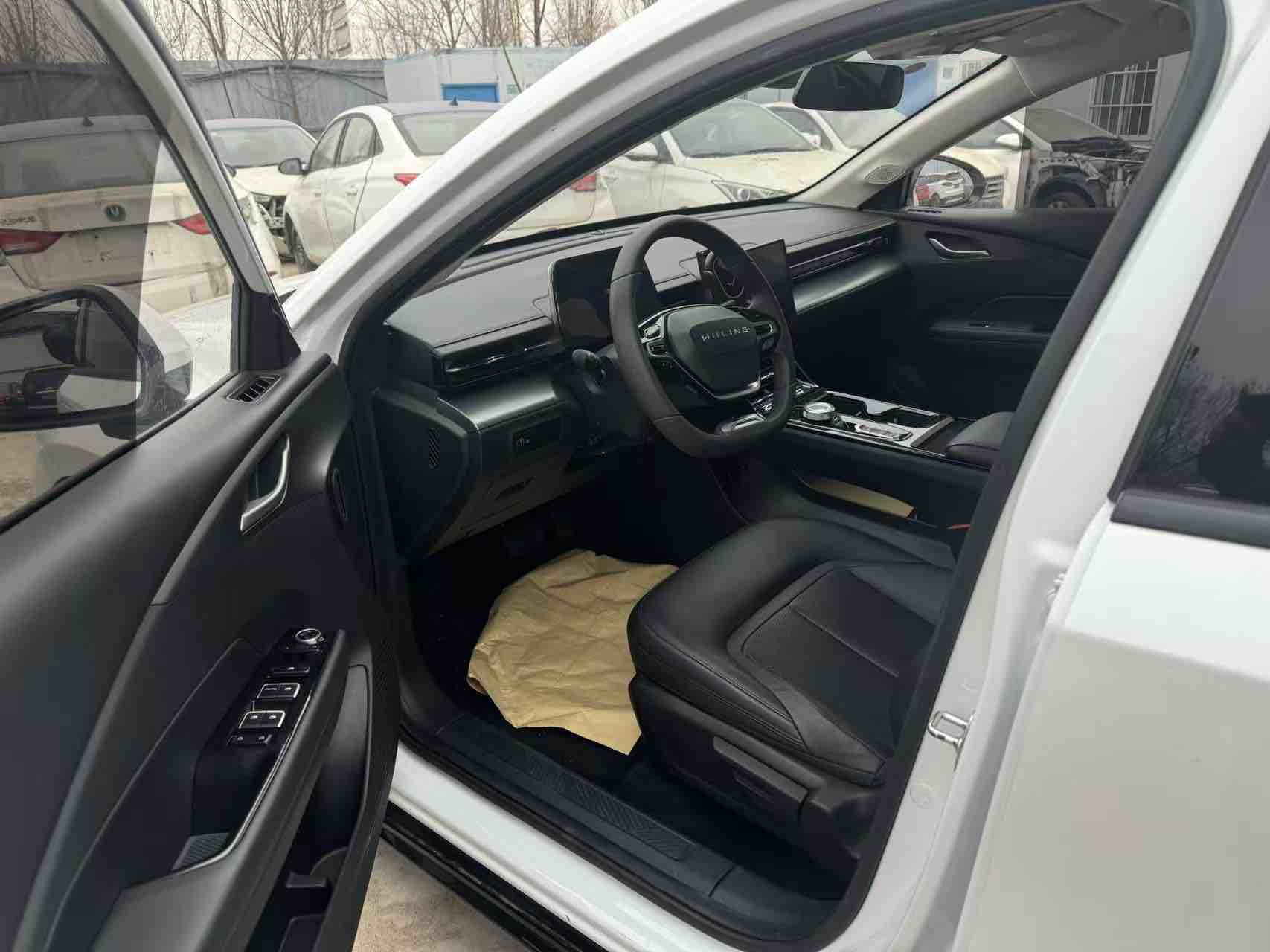 Wuling E5 2024 صورة سيارة #24