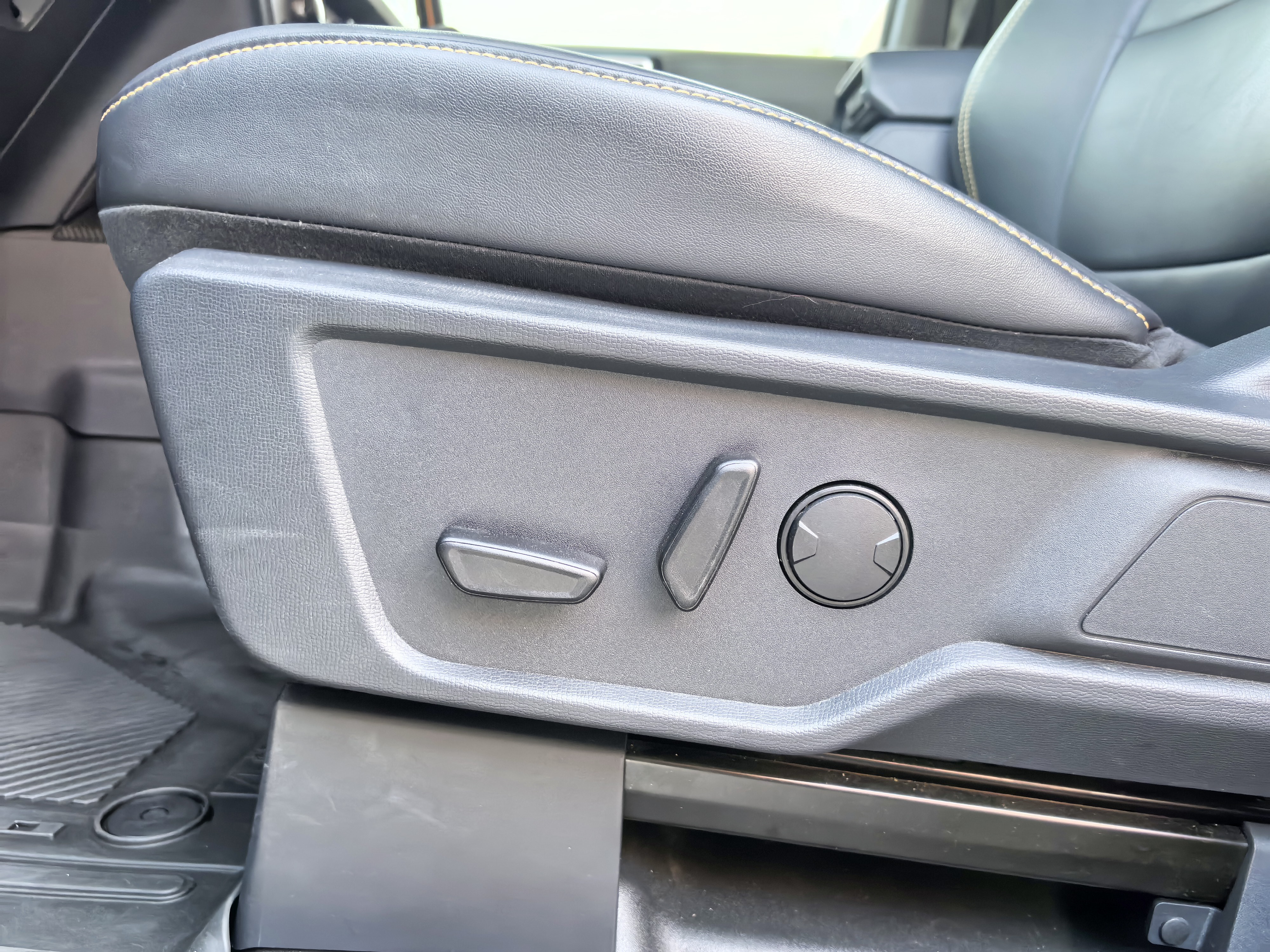 福特 福特烈马 2025 #24 福特 福特烈马 2025 汽车图片 #24