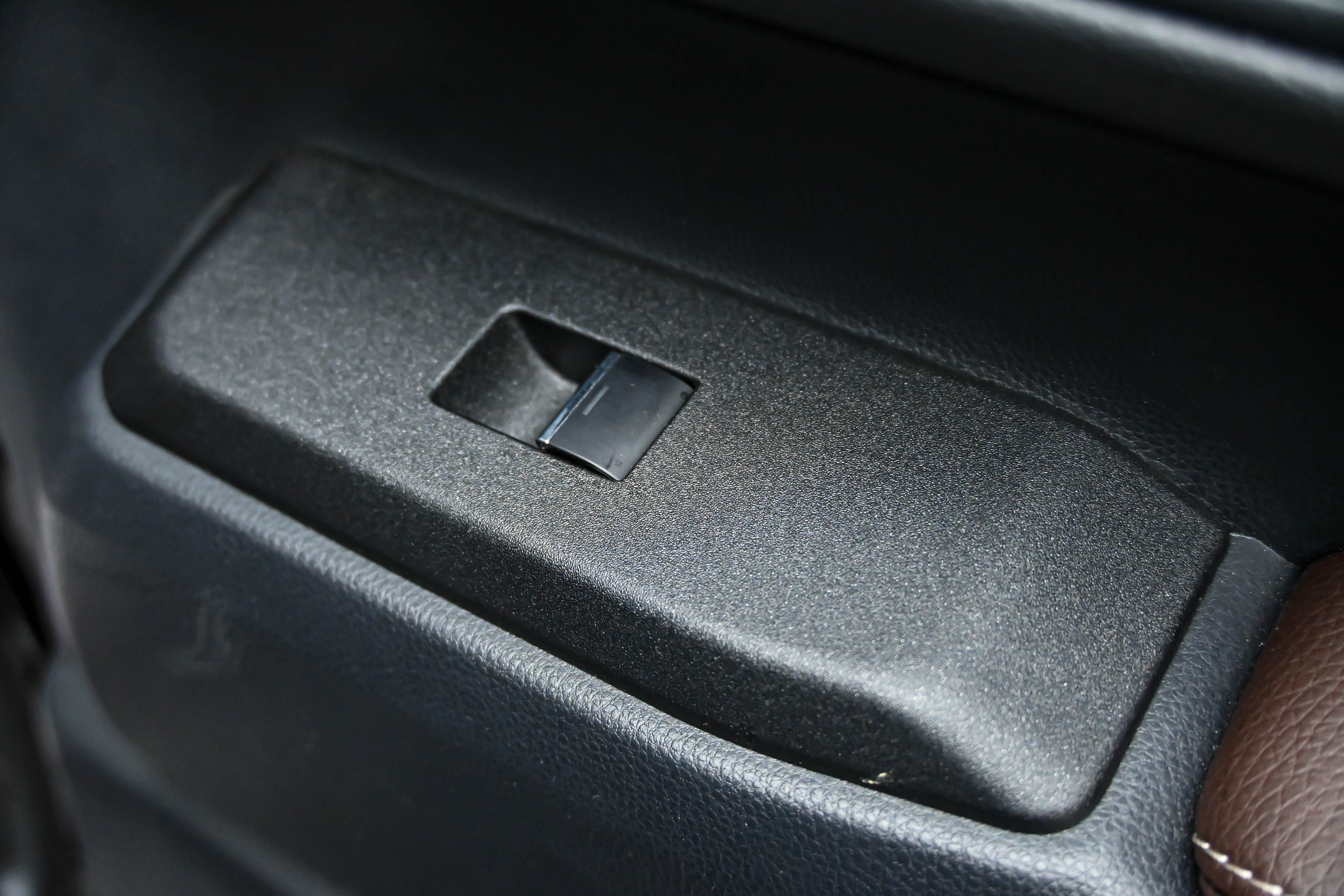 Toyota Land Cruiser Prado 2025 #24 Toyota Land Cruiser Prado 2025 car image #24