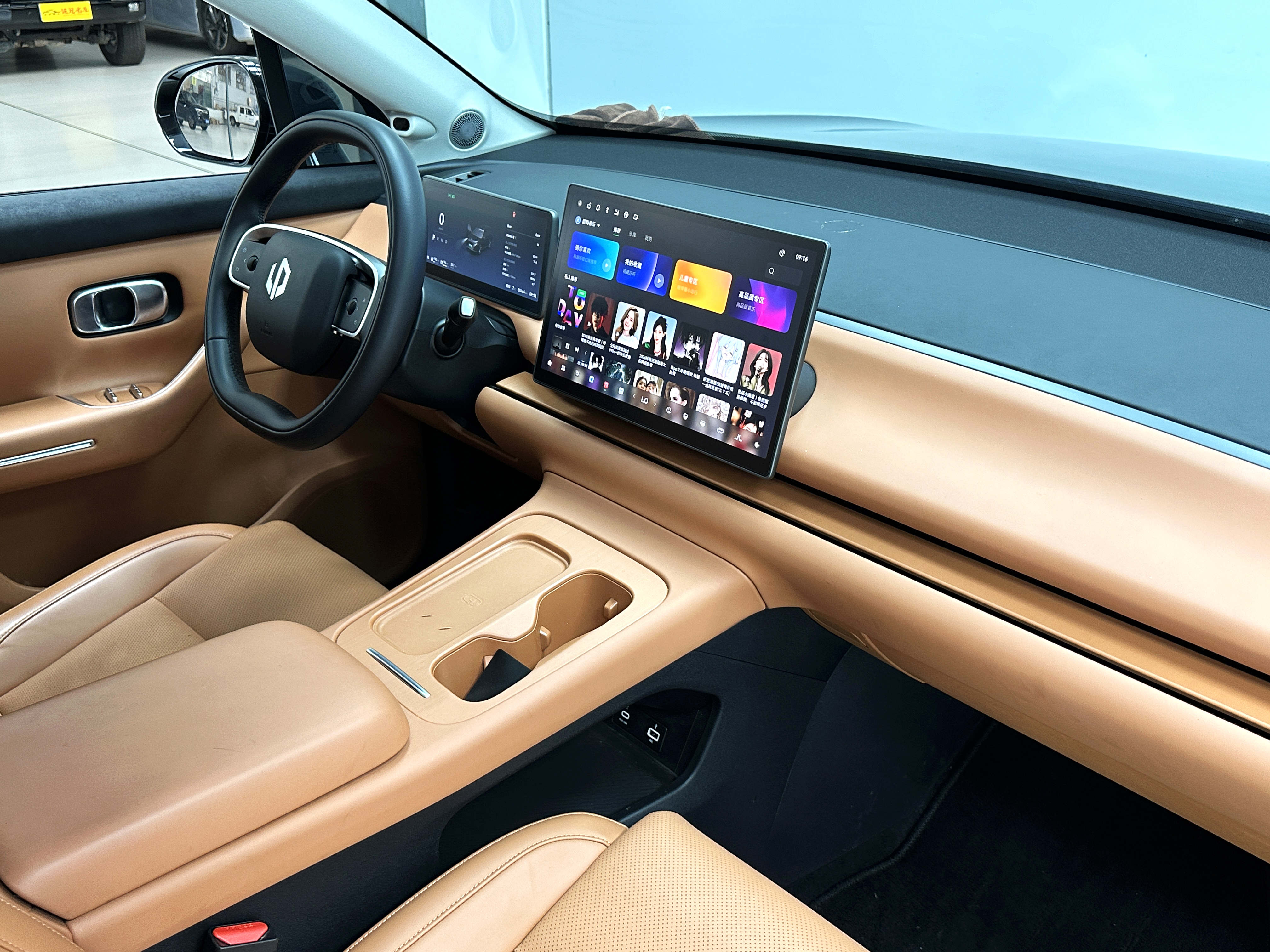 零跑汽车 零跑C16 2025 汽车图片 #24