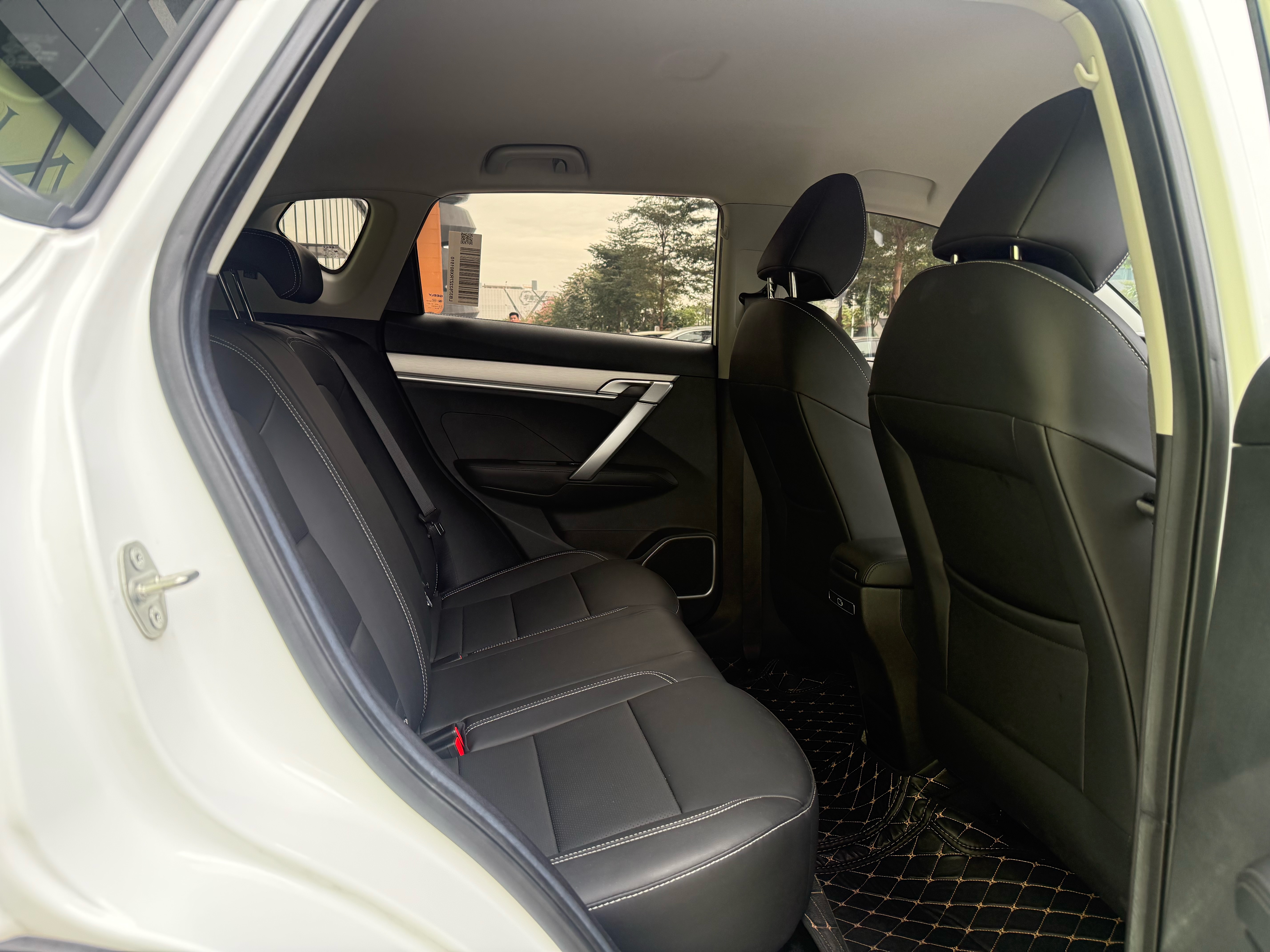 GEELY Coolray 2025 #24 GEELY Coolray 2025 car image #24