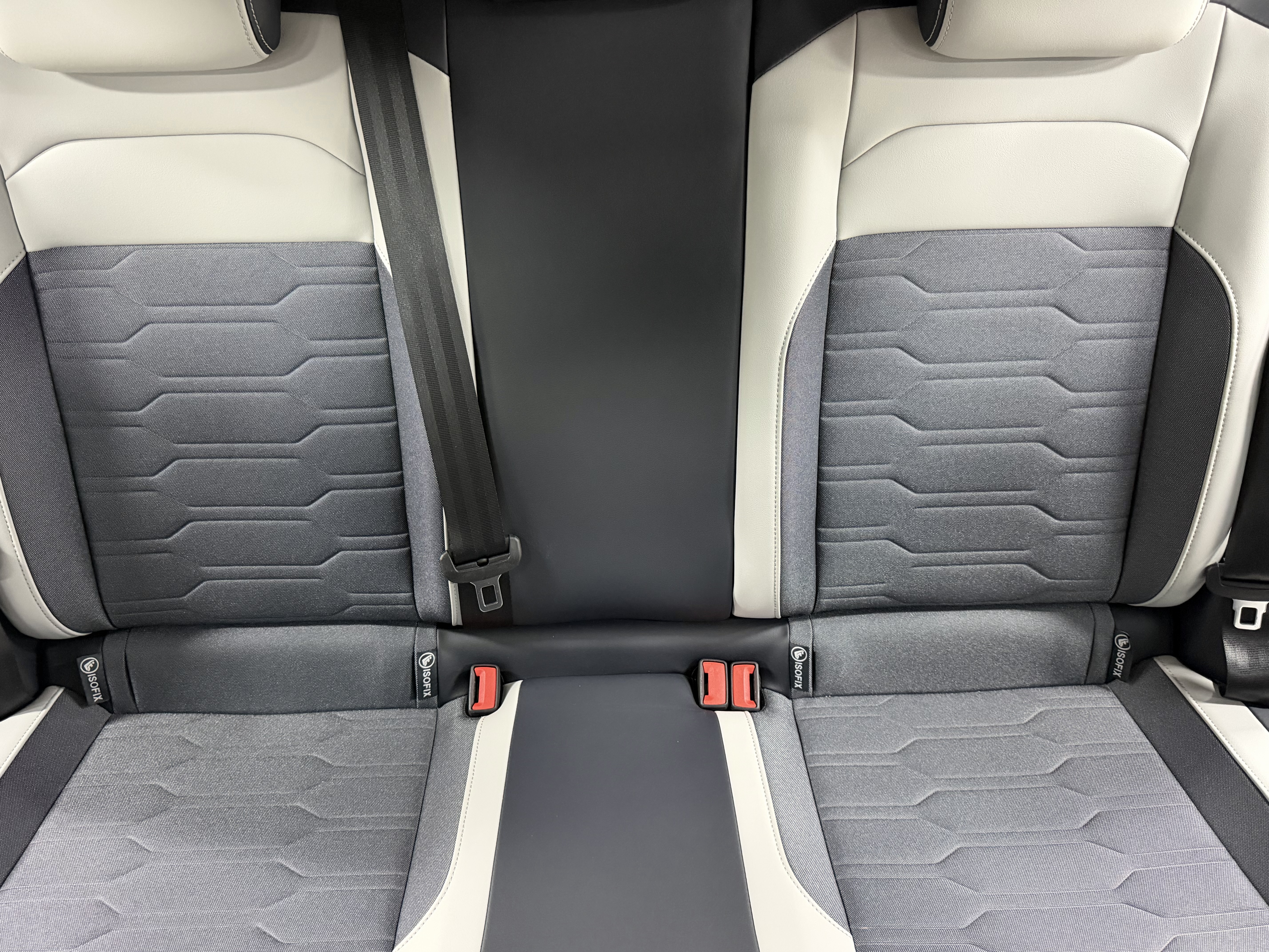 Volkswagen Tharu 2025 car image #24