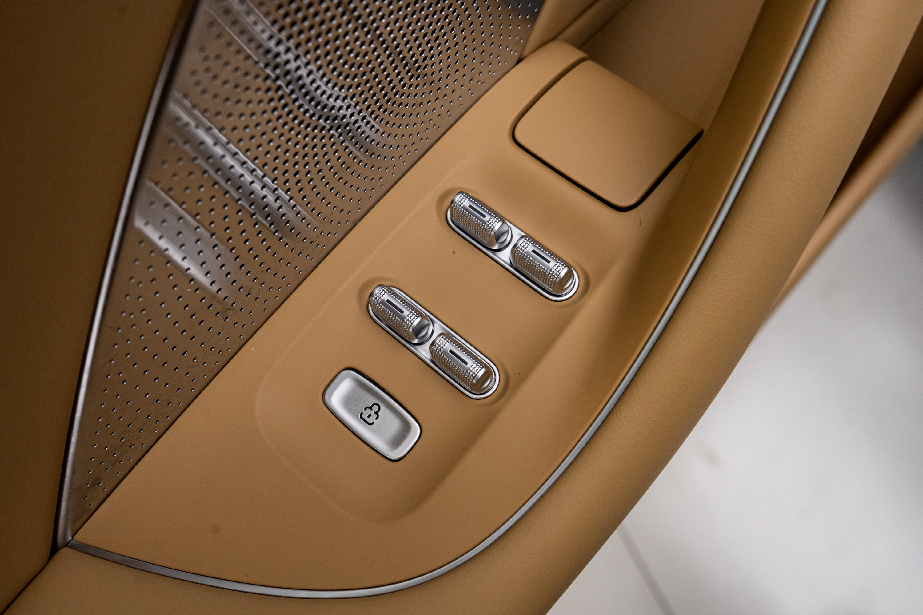 2024 car image #24